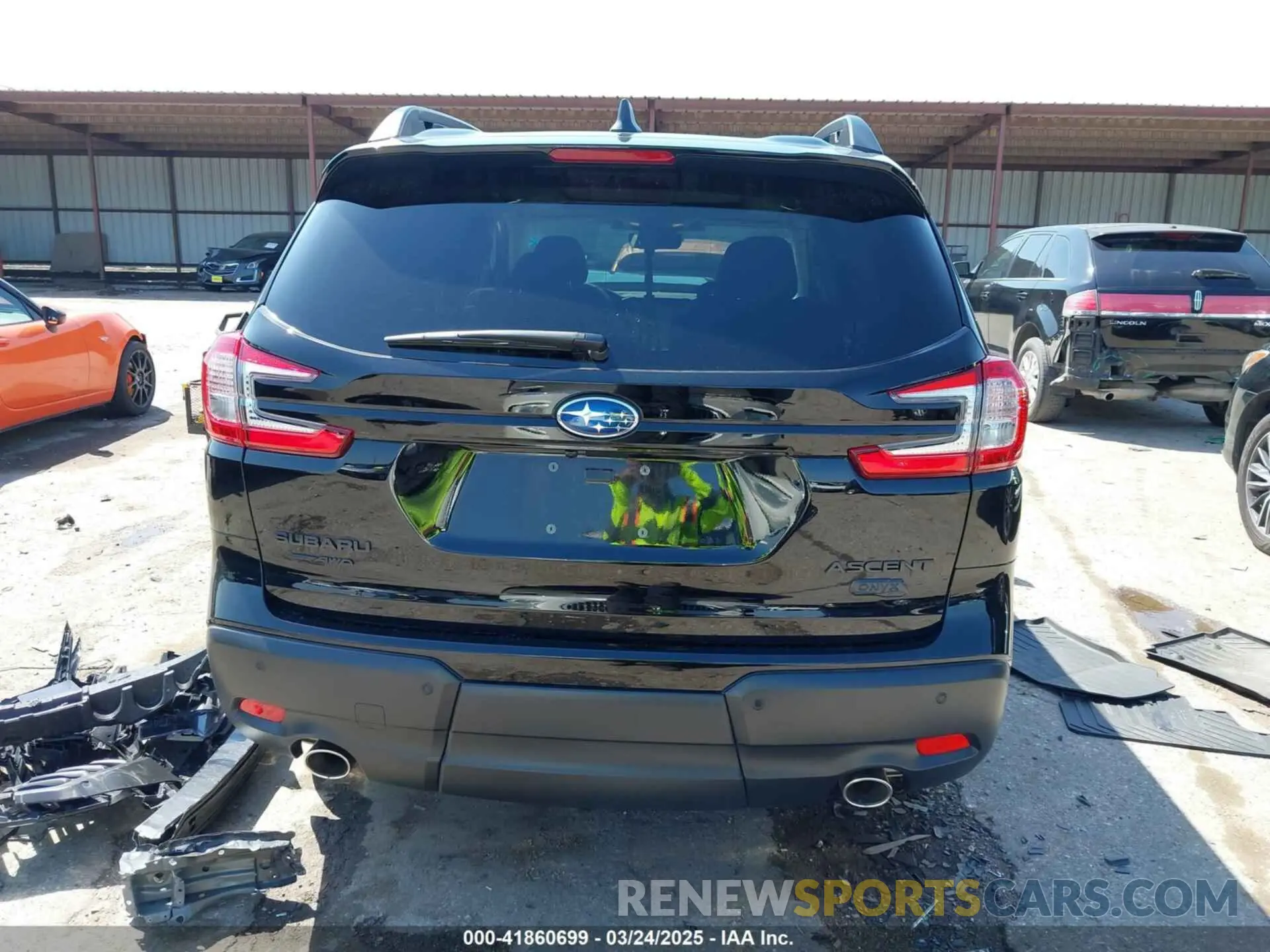 17 Photograph of a damaged car 4S4WMAHD5R3461441 SUBARU ASCENT 2024