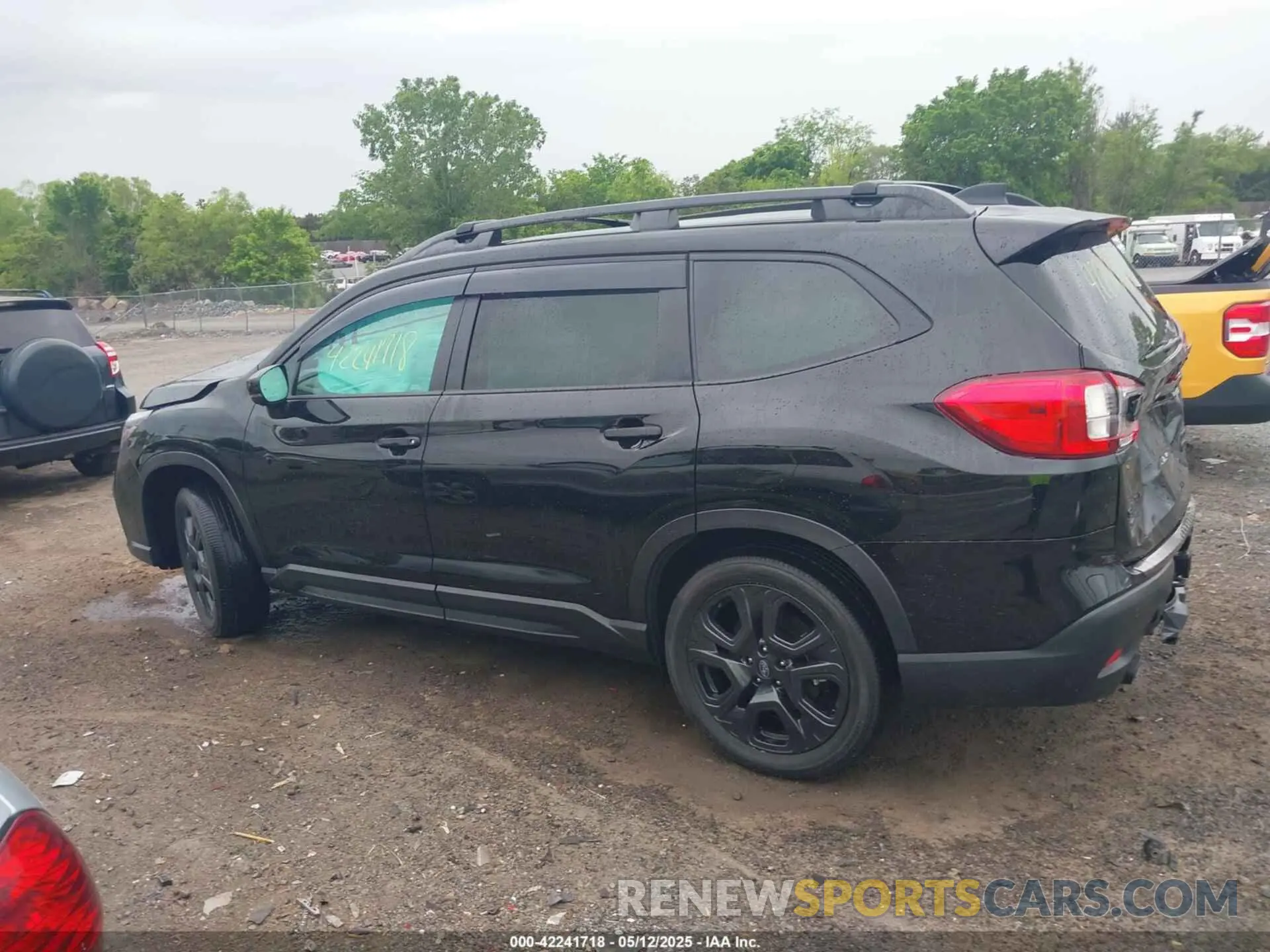 14 Photograph of a damaged car 4S4WMAHD7R3435391 SUBARU ASCENT 2024