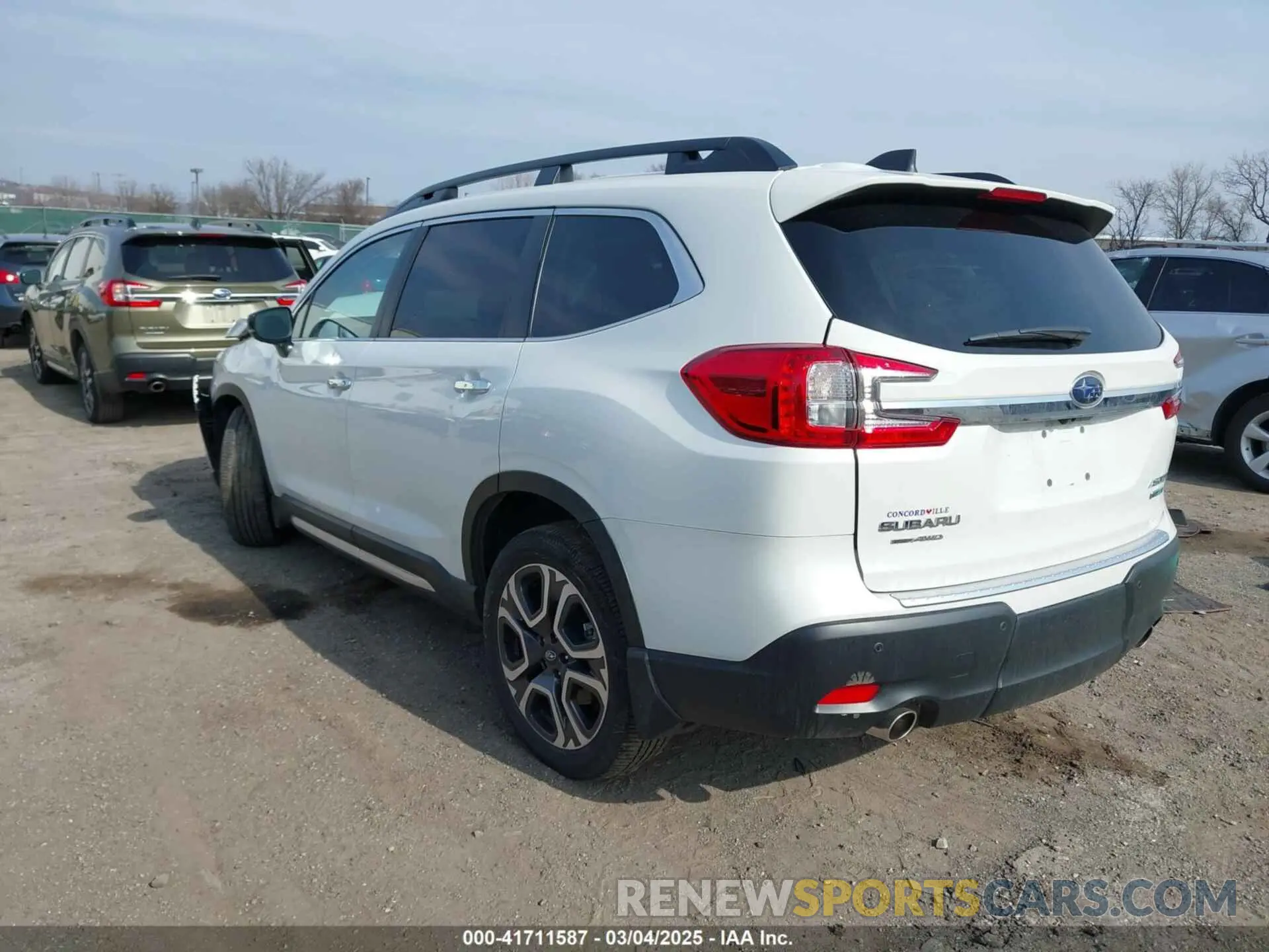 3 Фотография поврежденного автомобиля 4S4WMAWD2R3423801 SUBARU ASCENT 2024