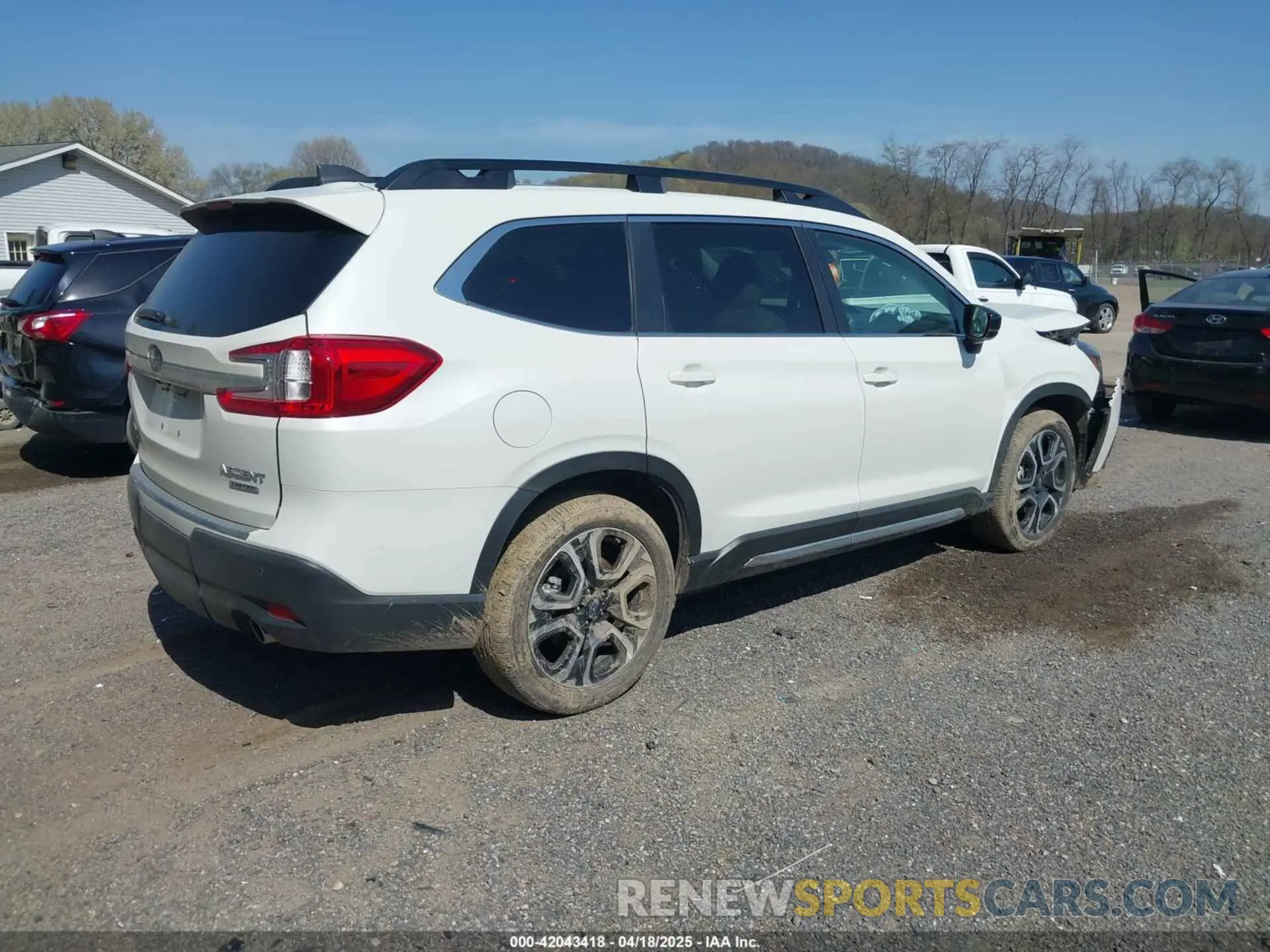 4 Photograph of a damaged car 4S4WMALD5S3404959 SUBARU ASCENT 2025