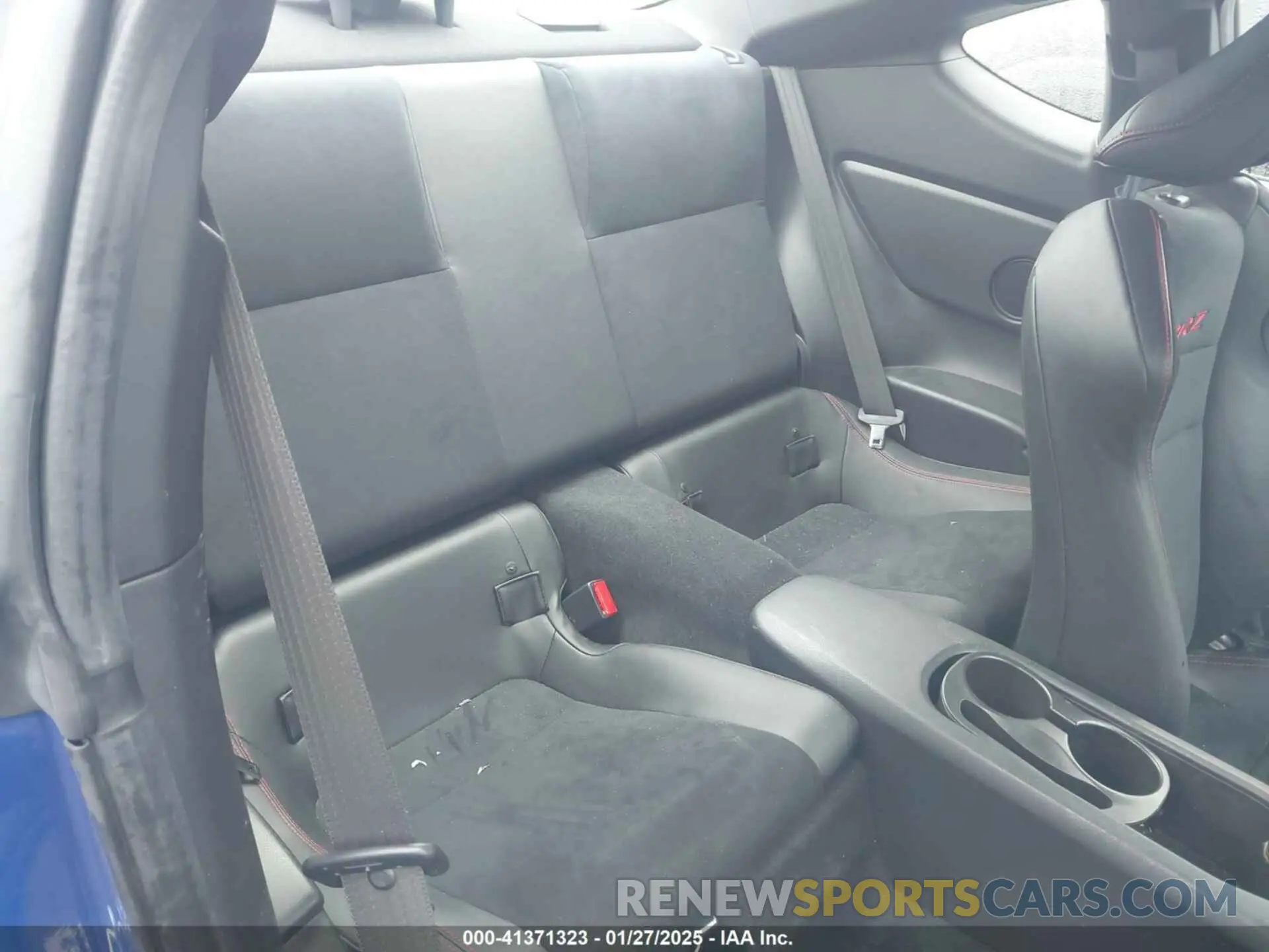 8 Photograph of a damaged car JF1ZCAC12K9600841 SUBARU BRZ 2019