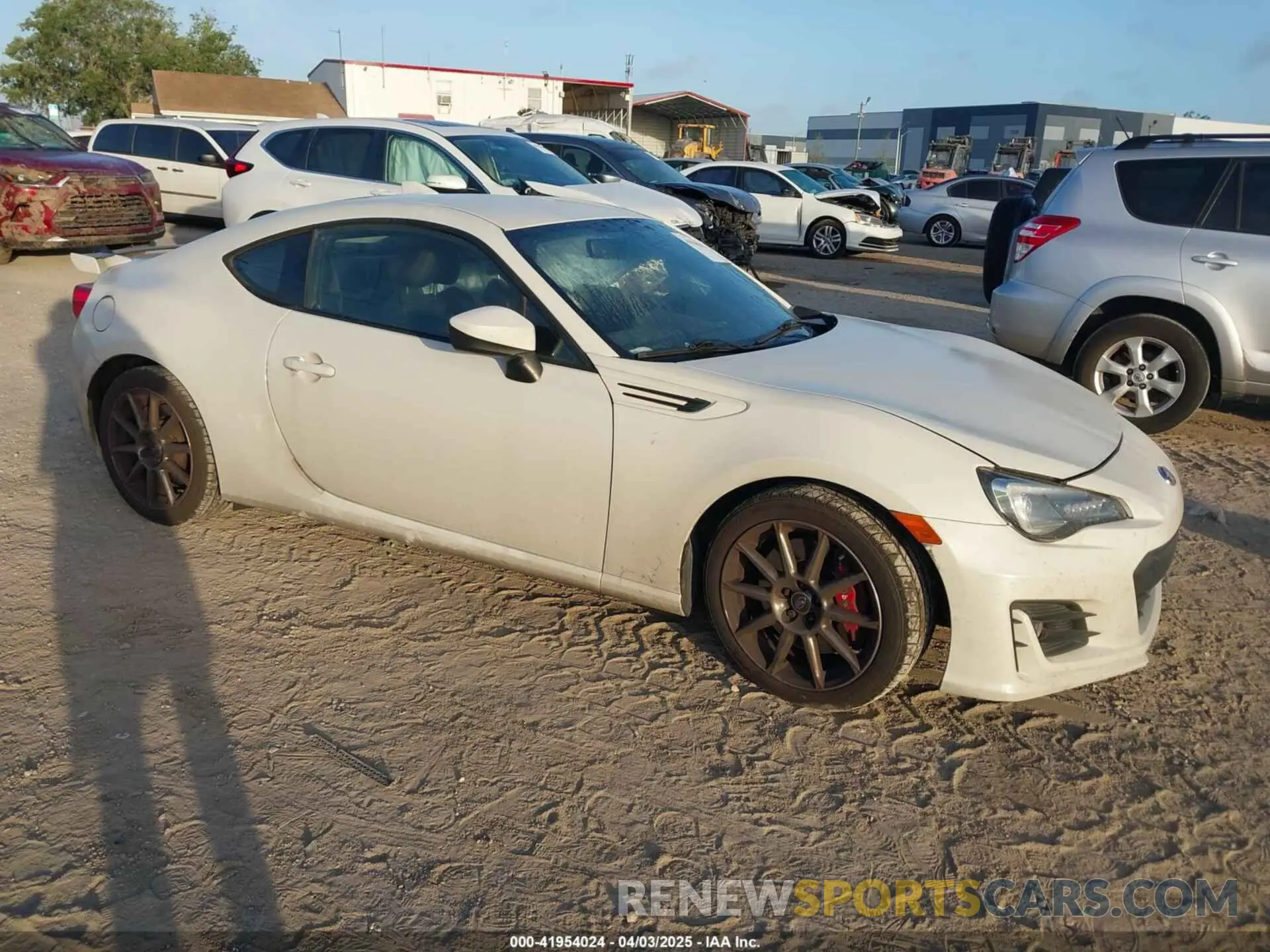 1 Фотография поврежденного автомобиля JF1ZCAC13L9701484 SUBARU BRZ 2020