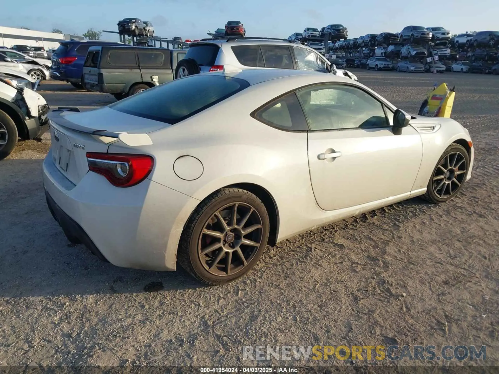 4 Фотография поврежденного автомобиля JF1ZCAC13L9701484 SUBARU BRZ 2020
