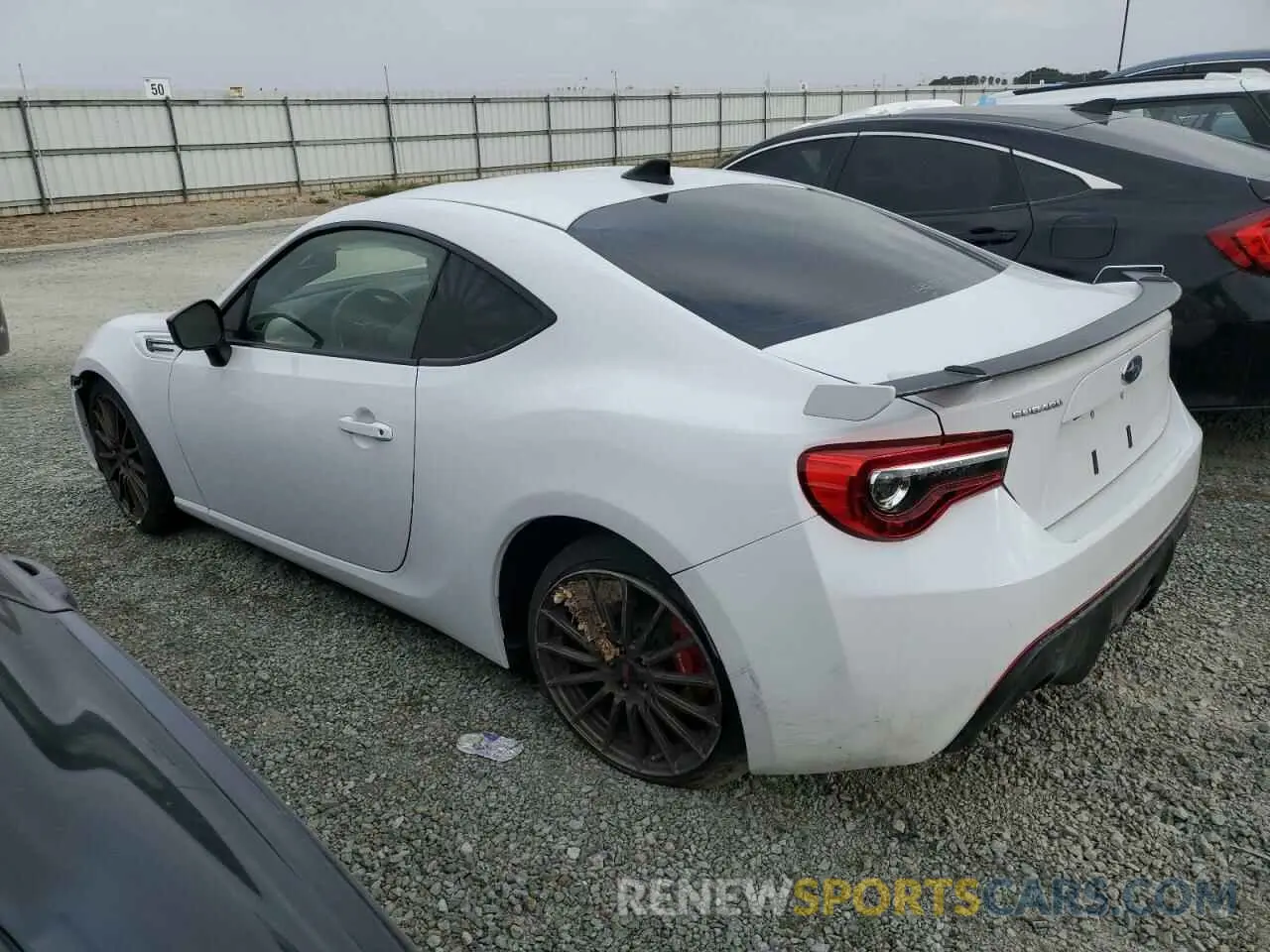 2 Фотография поврежденного автомобиля JF1ZCAD11L9700557 SUBARU BRZ 2020