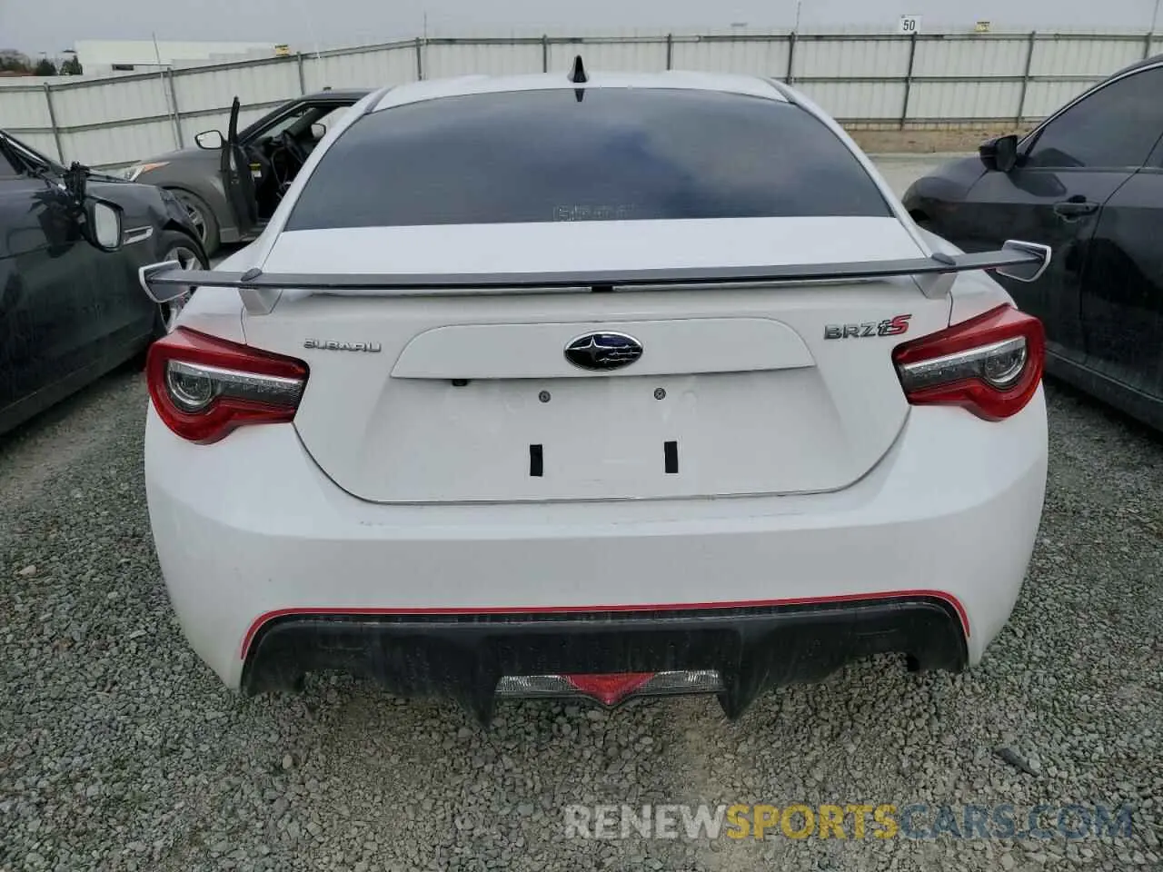 6 Фотография поврежденного автомобиля JF1ZCAD11L9700557 SUBARU BRZ 2020