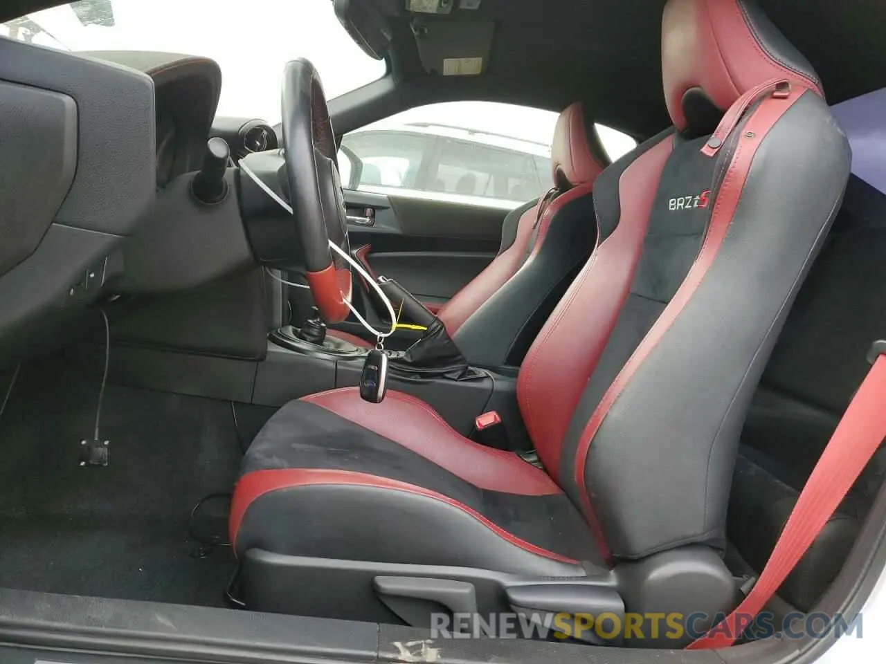 7 Фотография поврежденного автомобиля JF1ZCAD11L9700557 SUBARU BRZ 2020