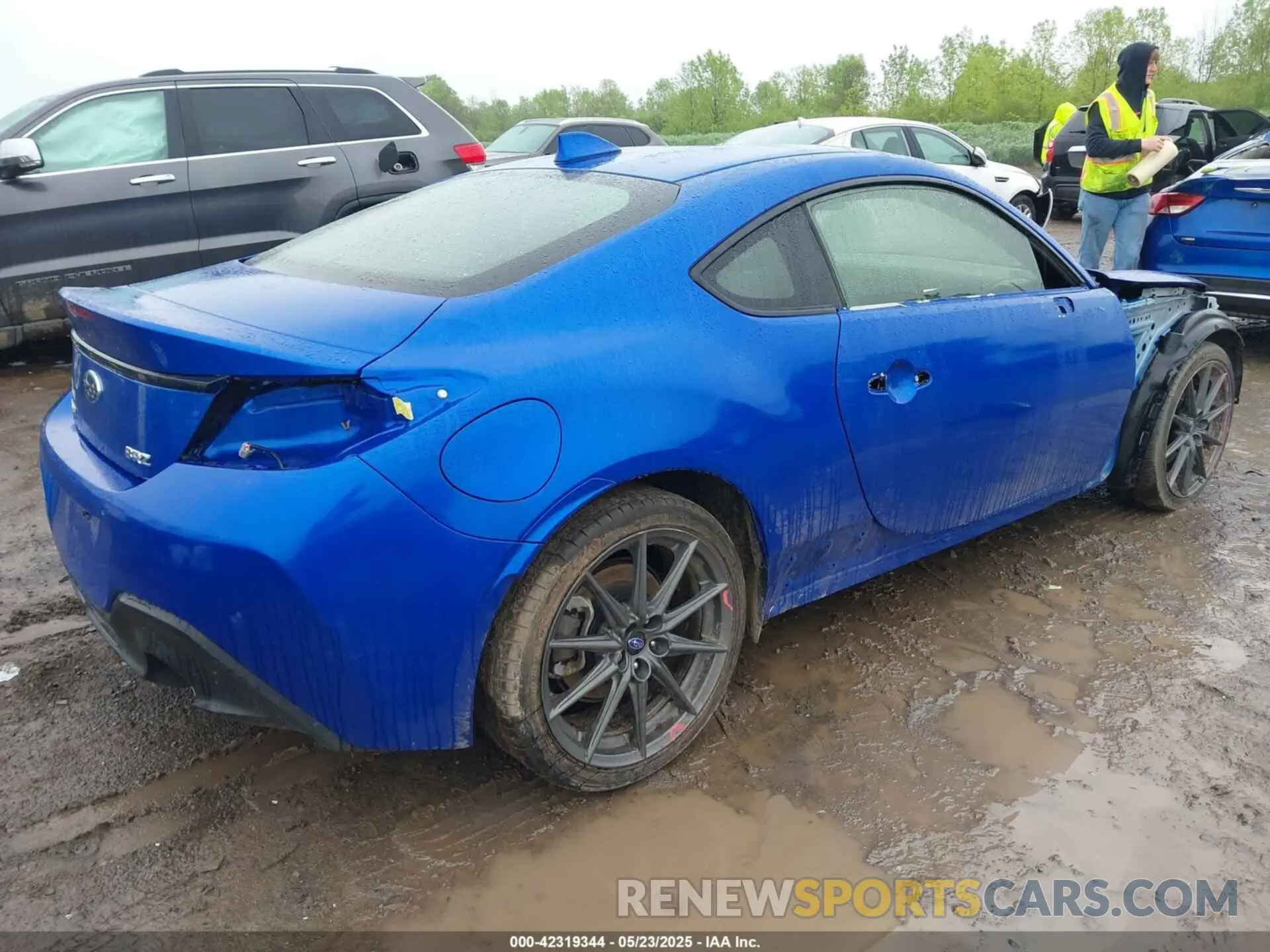 4 Фотография поврежденного автомобиля JF1ZDBF16N8702314 SUBARU BRZ 2022