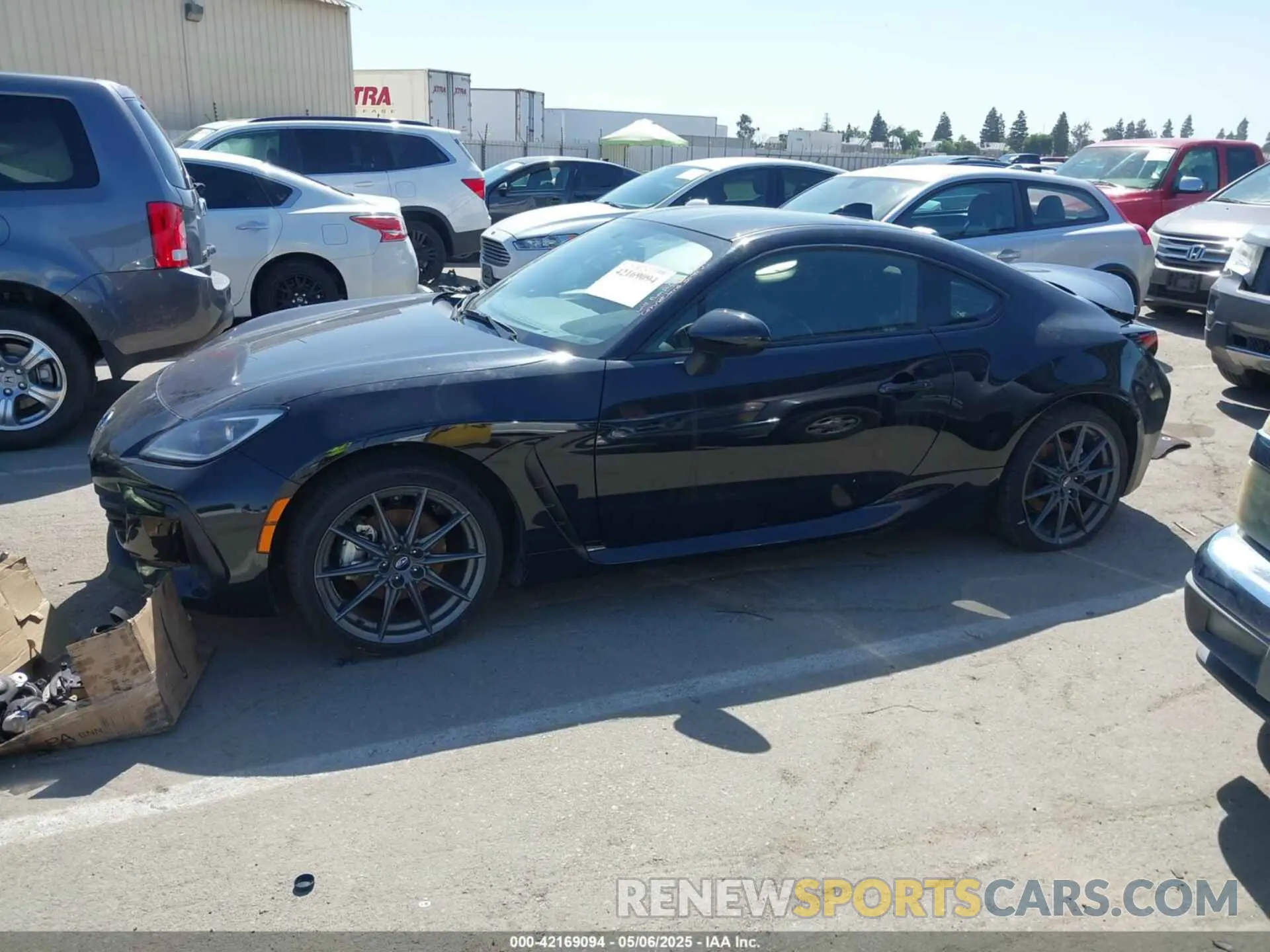 15 Photograph of a damaged car JF1ZDBE11P9707404 SUBARU BRZ 2023