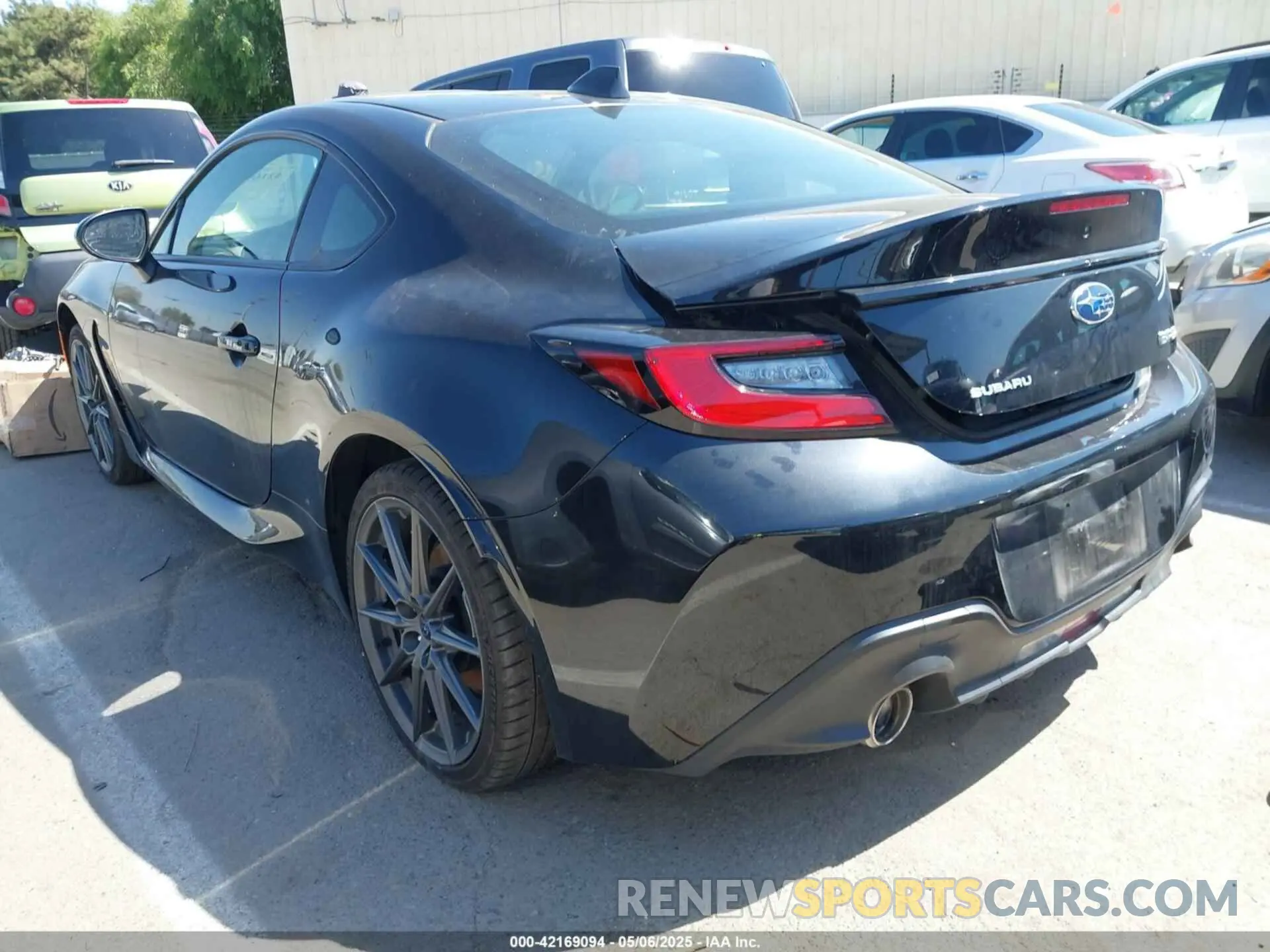 3 Photograph of a damaged car JF1ZDBE11P9707404 SUBARU BRZ 2023