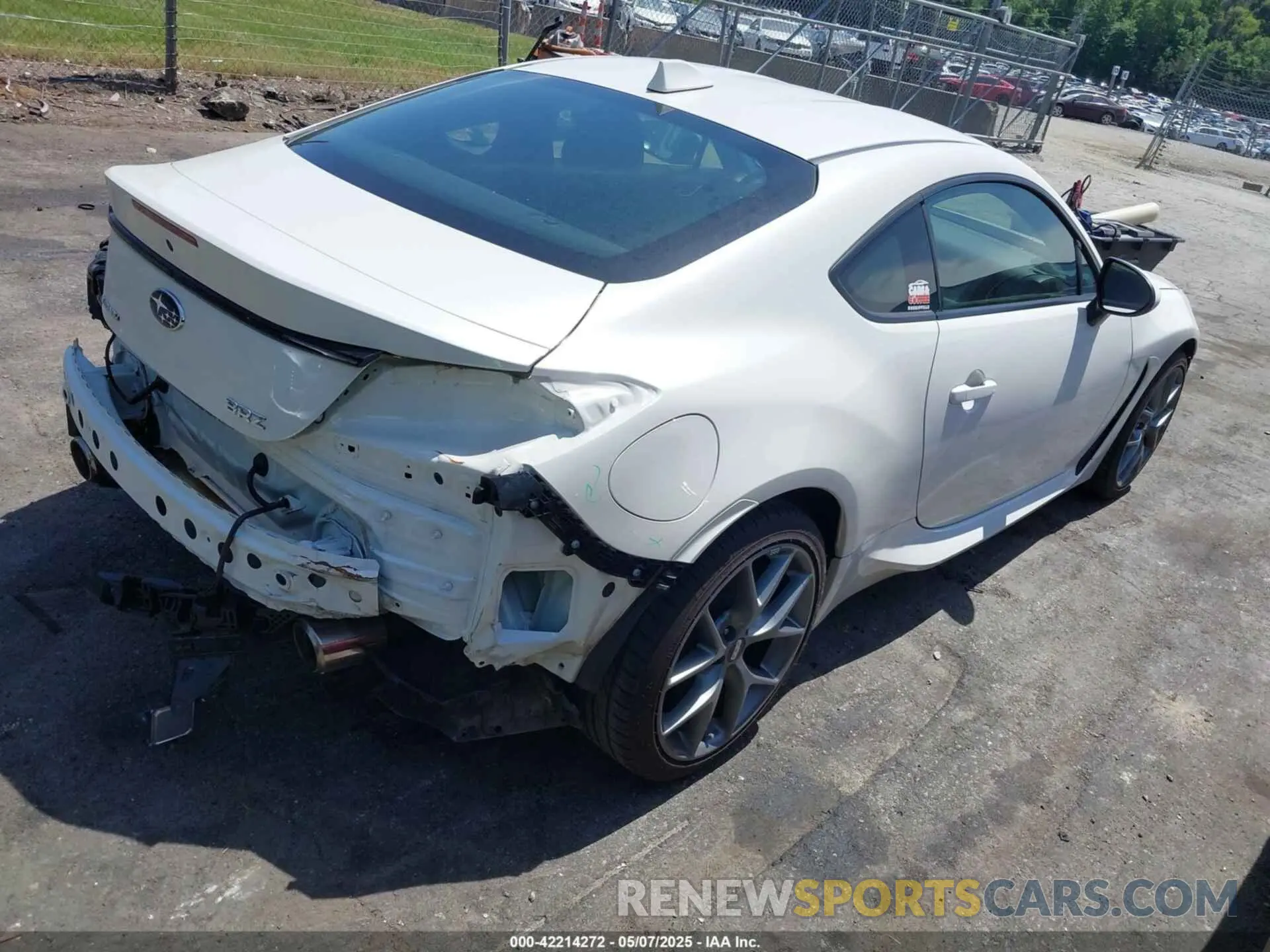 4 Photograph of a damaged car JF1ZDBE14P9703766 SUBARU BRZ 2023