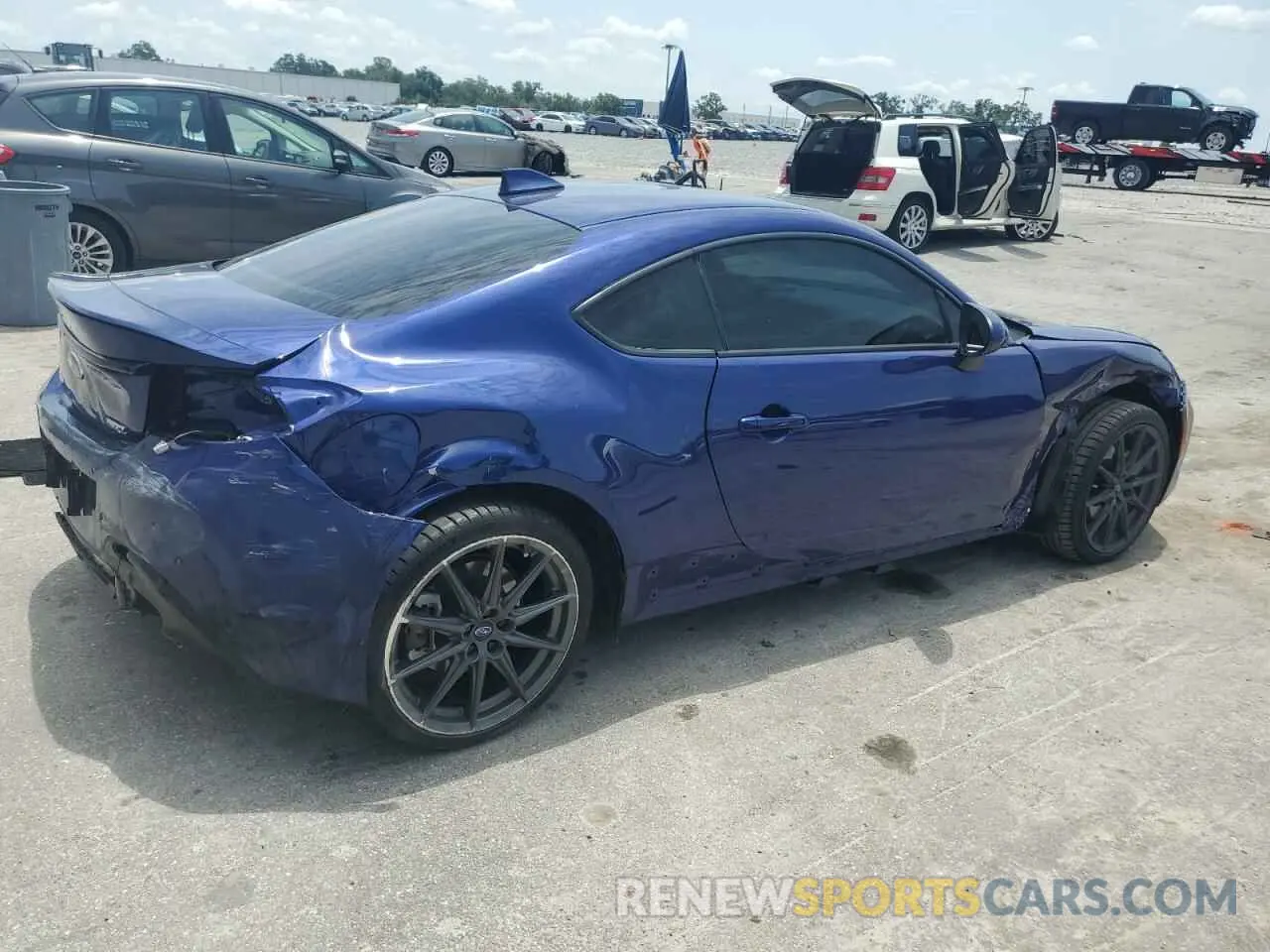 3 Photograph of a damaged car JF1ZDBE14R8701833 SUBARU BRZ 2024