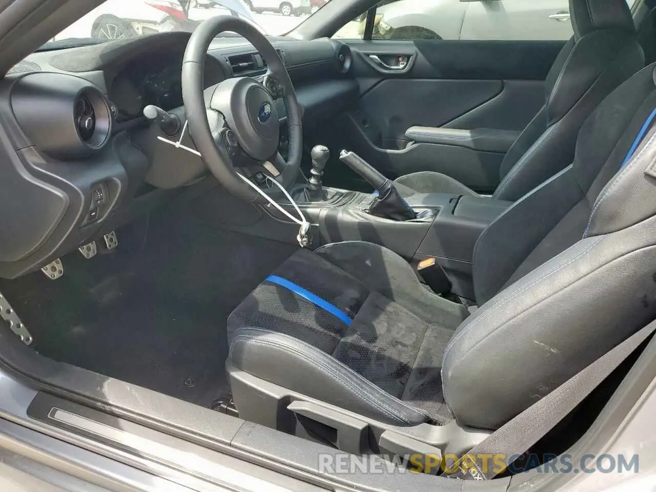 7 Фотография поврежденного автомобиля JF1ZDBS18R9700313 SUBARU BRZ 2024