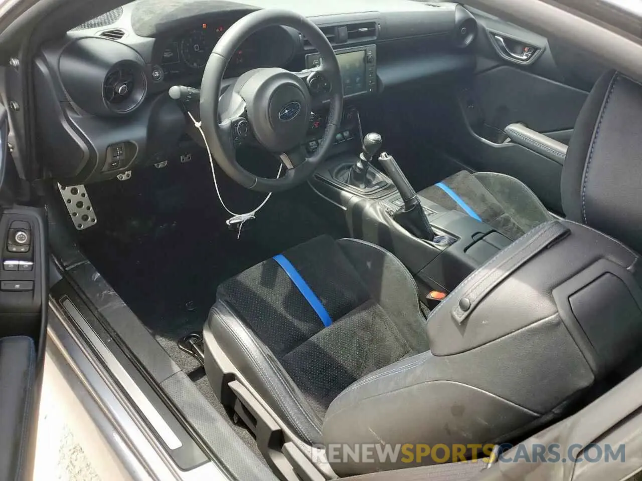 8 Фотография поврежденного автомобиля JF1ZDBS18R9700313 SUBARU BRZ 2024