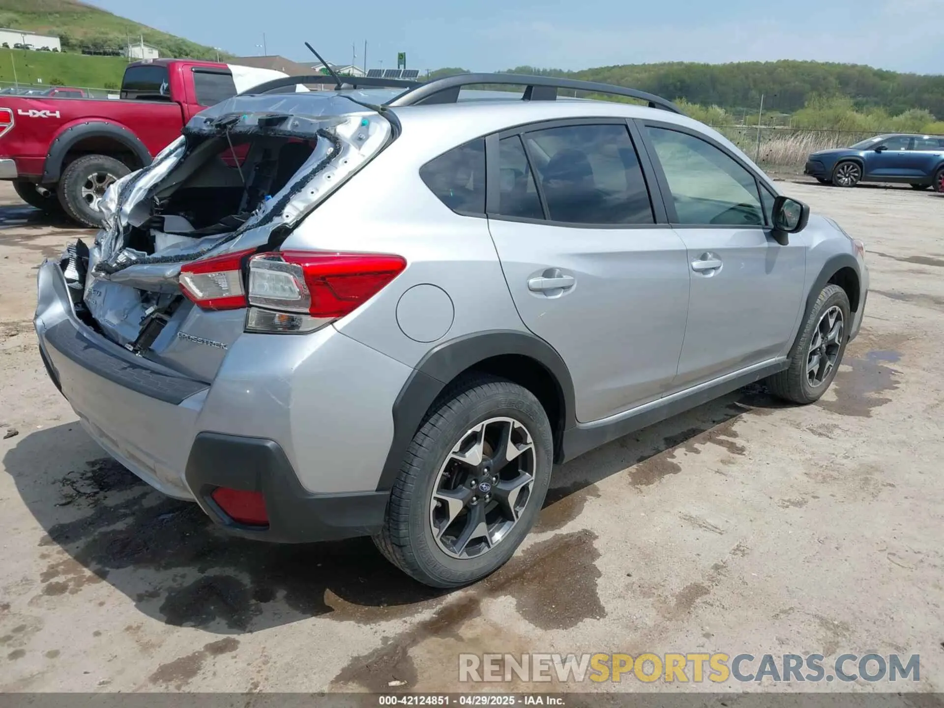 4 Photograph of a damaged car JF2GTABC3K8220161 SUBARU CROSSTREK 2019