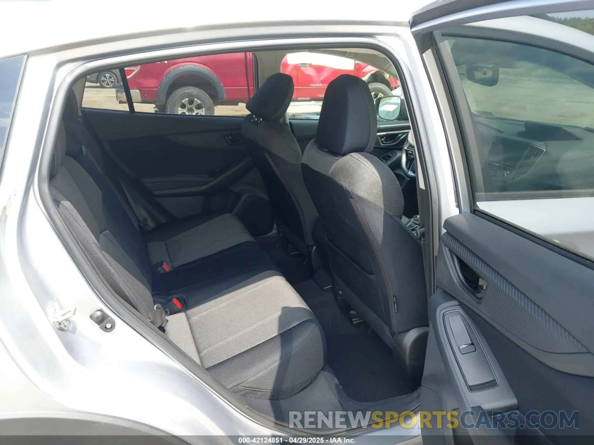 8 Photograph of a damaged car JF2GTABC3K8220161 SUBARU CROSSTREK 2019