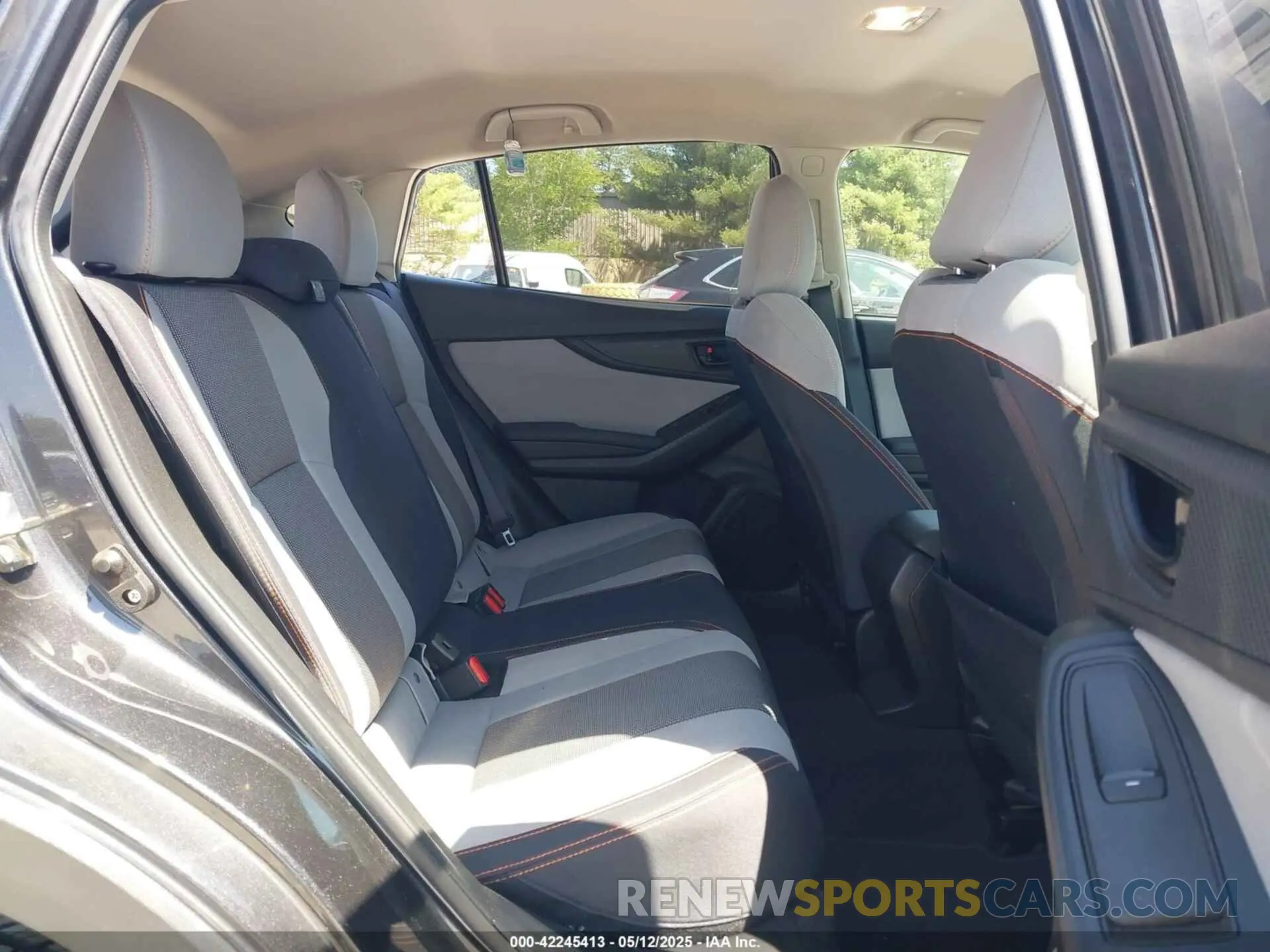 8 Фотография поврежденного автомобиля JF2GTACC1KH339583 SUBARU CROSSTREK 2019