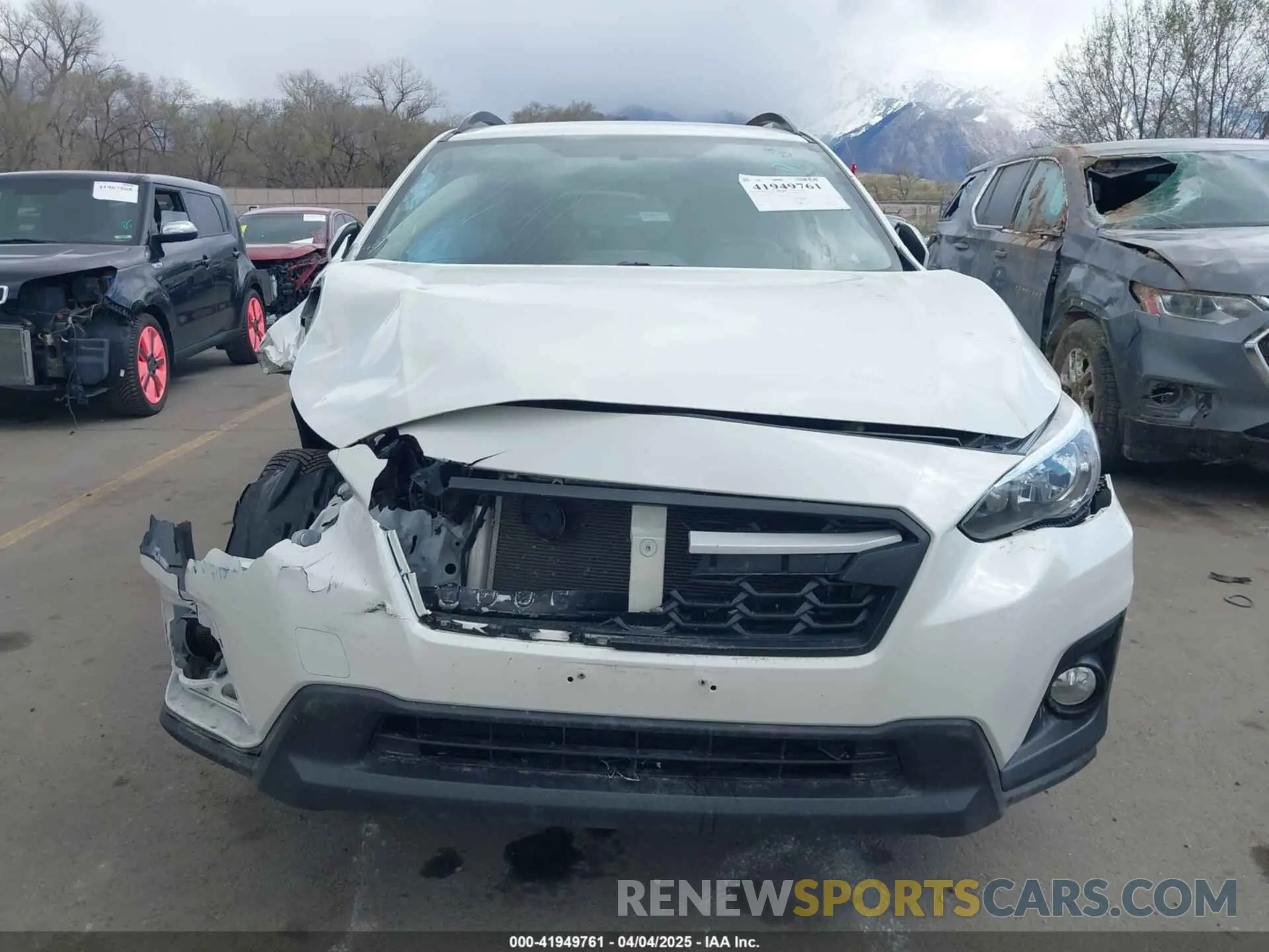 12 Фотография поврежденного автомобиля JF2GTACC4KH281047 SUBARU CROSSTREK 2019