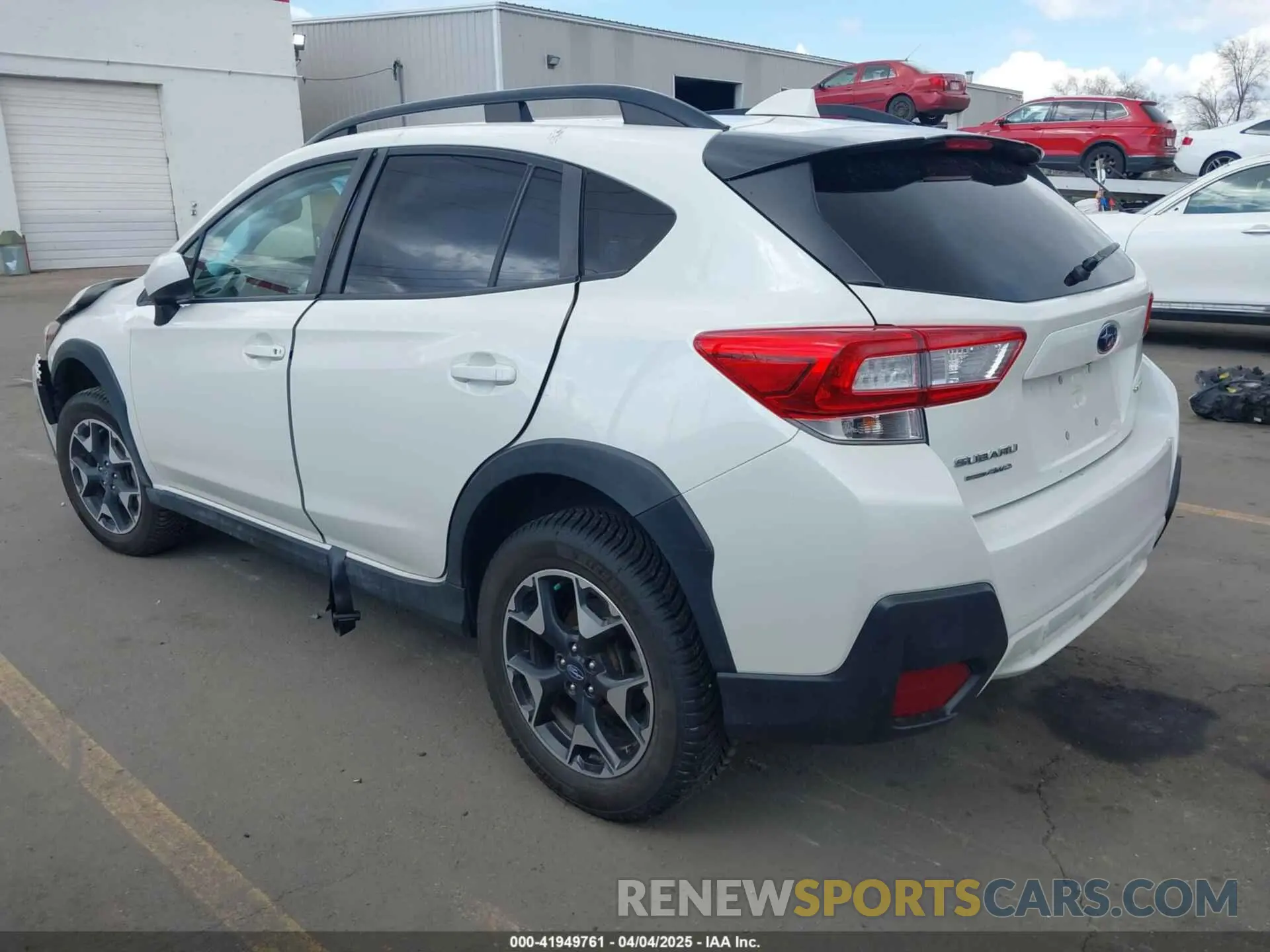 3 Фотография поврежденного автомобиля JF2GTACC4KH281047 SUBARU CROSSTREK 2019