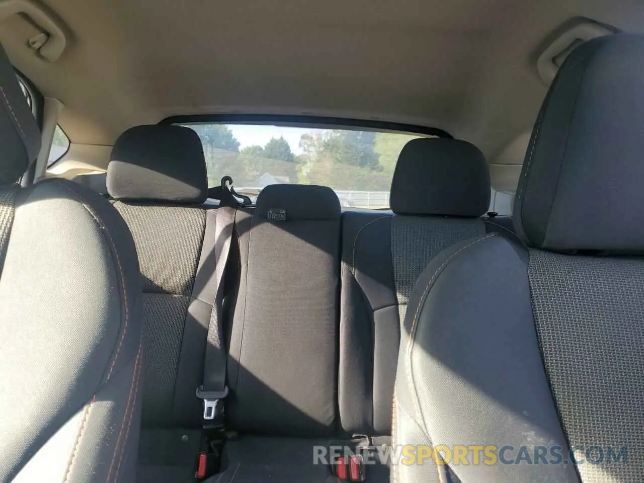 10 Фотография поврежденного автомобиля JF2GTACC8K8242123 SUBARU CROSSTREK 2019