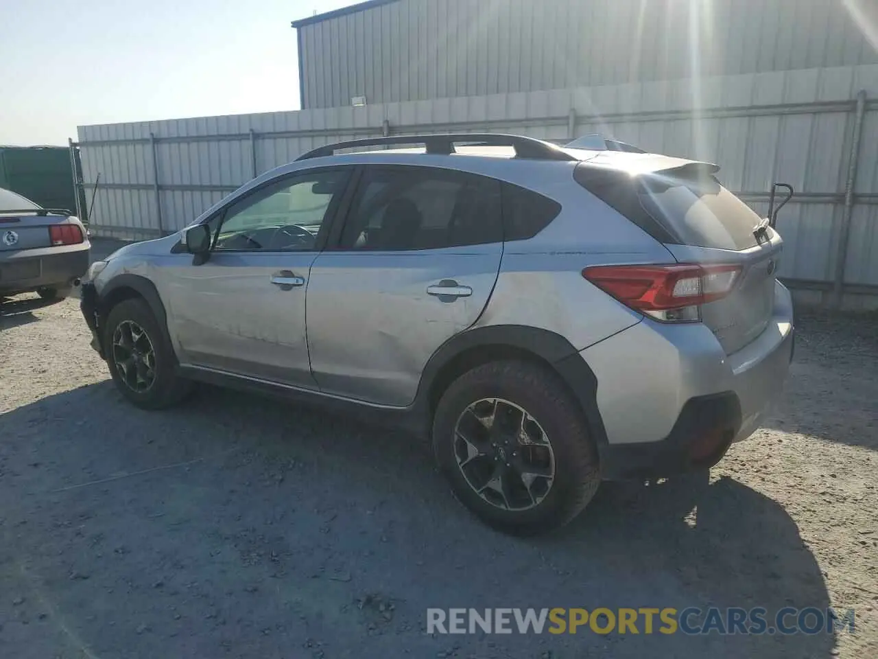 2 Фотография поврежденного автомобиля JF2GTACC8K8242123 SUBARU CROSSTREK 2019