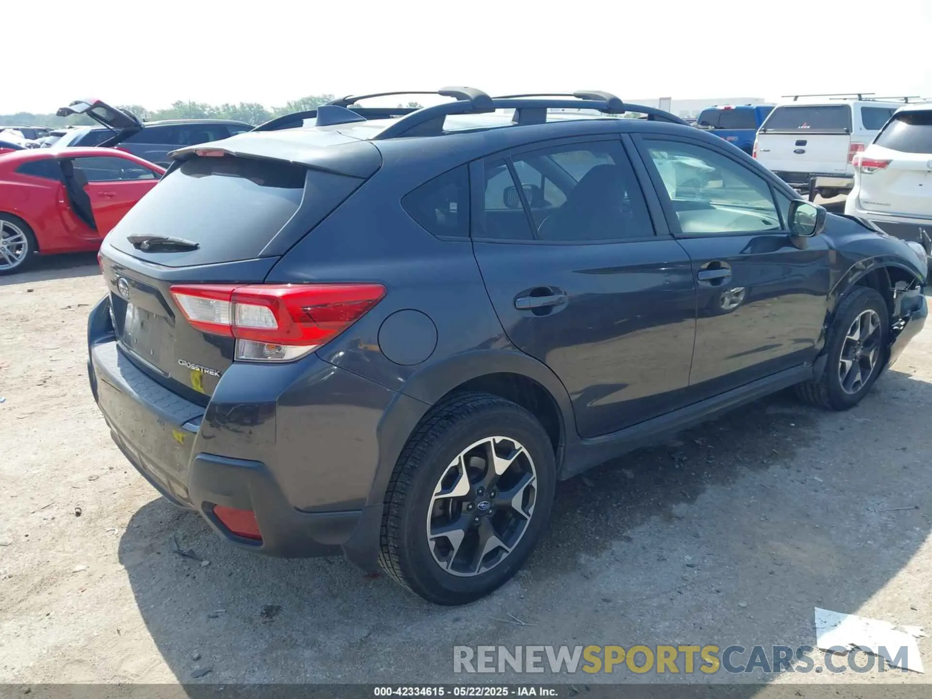 4 Photograph of a damaged car JF2GTACC9K8303947 SUBARU CROSSTREK 2019