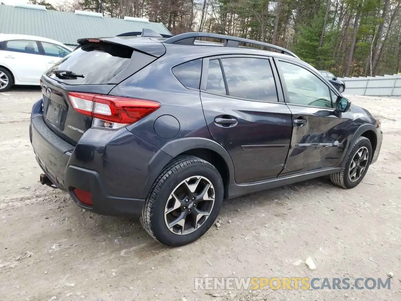 3 Фотография поврежденного автомобиля JF2GTADC0K8373142 SUBARU CROSSTREK 2019
