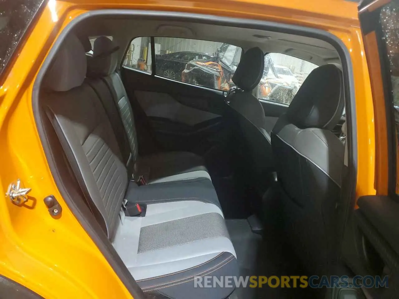 11 Фотография поврежденного автомобиля JF2GTADC7K8239597 SUBARU CROSSTREK 2019