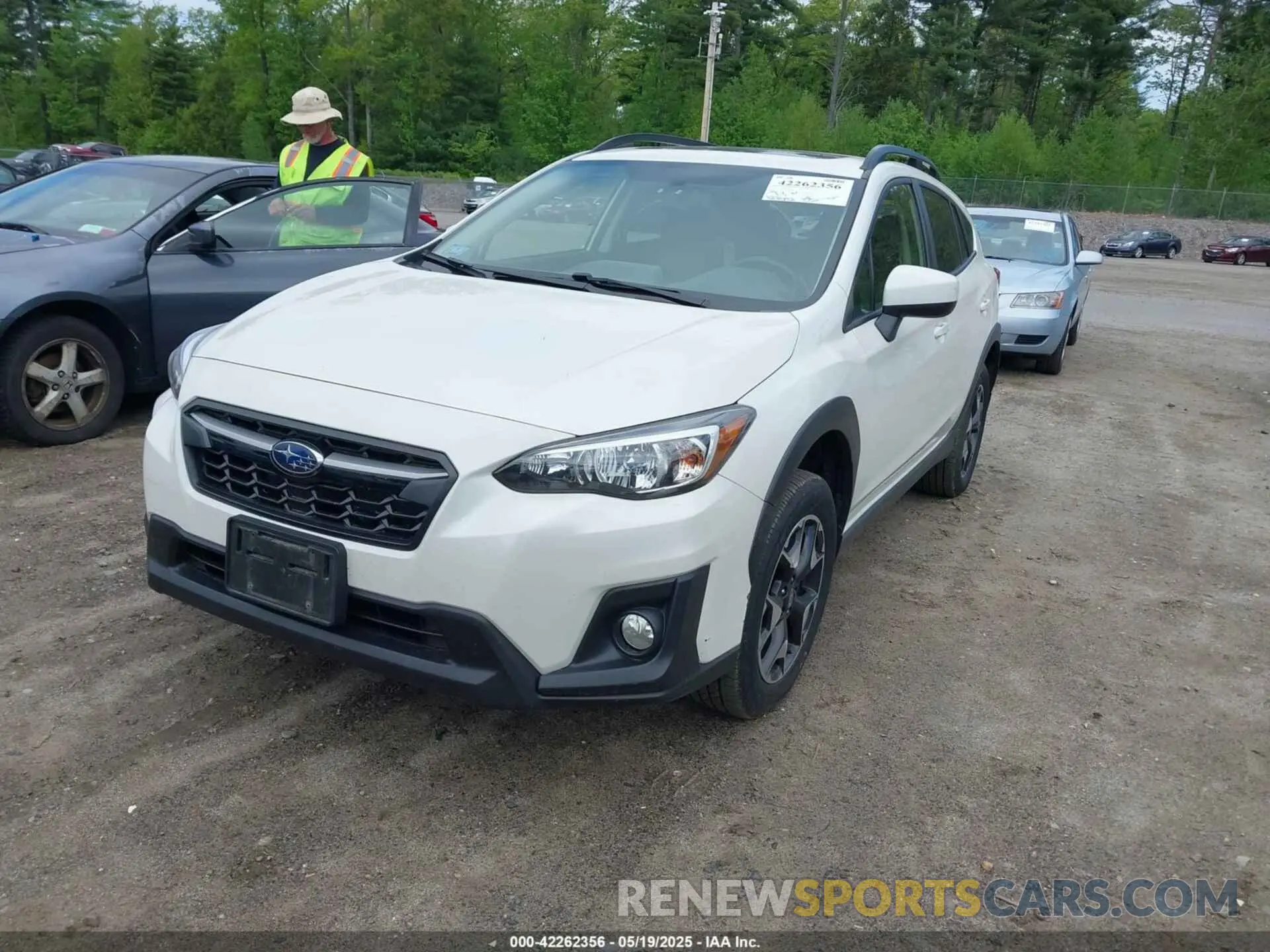 12 Photograph of a damaged car JF2GTADC8KH306868 SUBARU CROSSTREK 2019