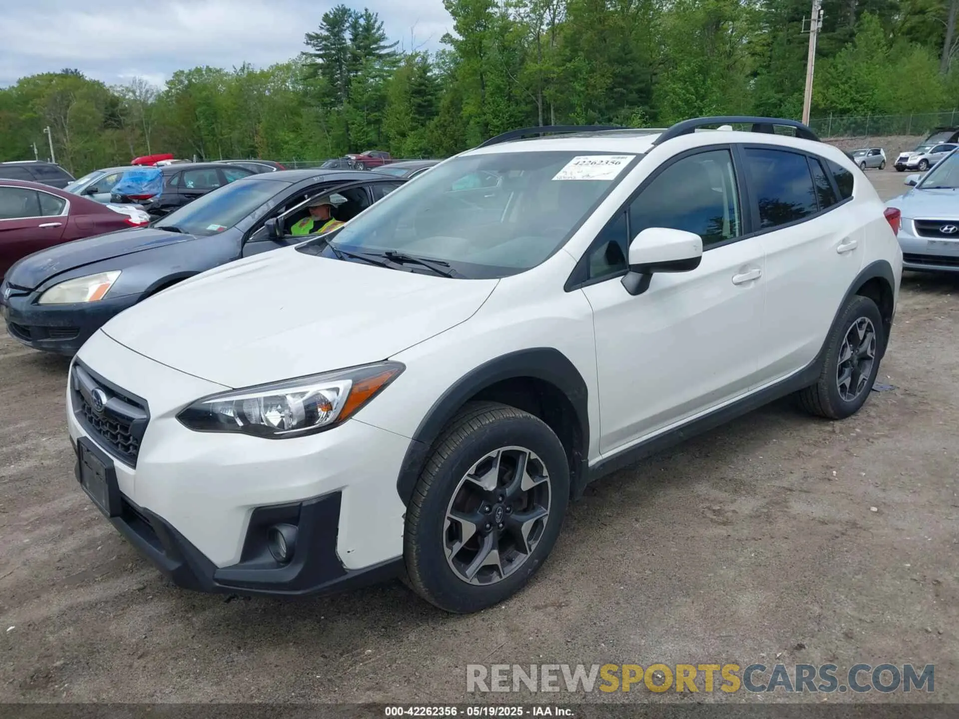 2 Photograph of a damaged car JF2GTADC8KH306868 SUBARU CROSSTREK 2019