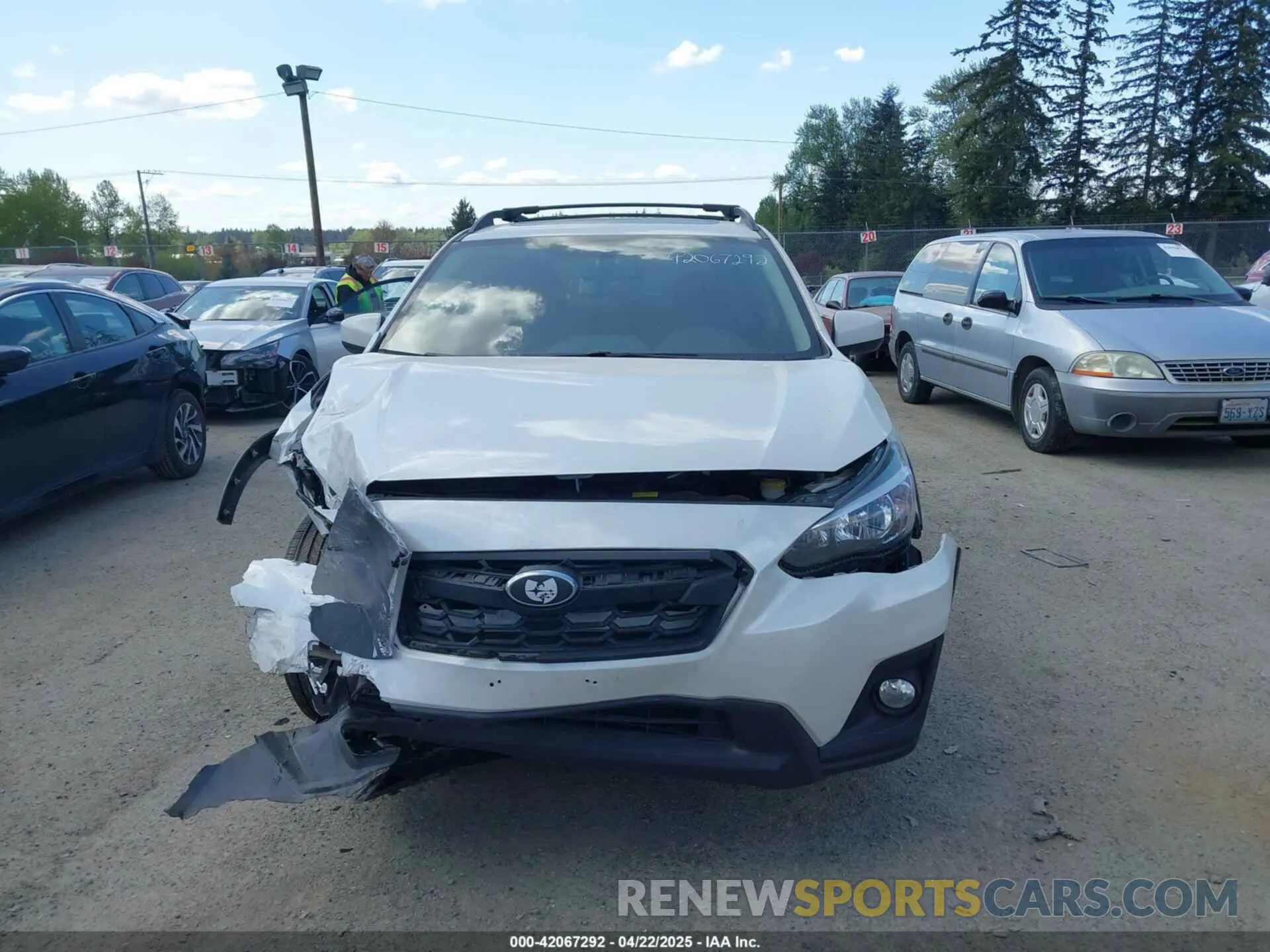 12 Фотография поврежденного автомобиля JF2GTADC8KH317207 SUBARU CROSSTREK 2019