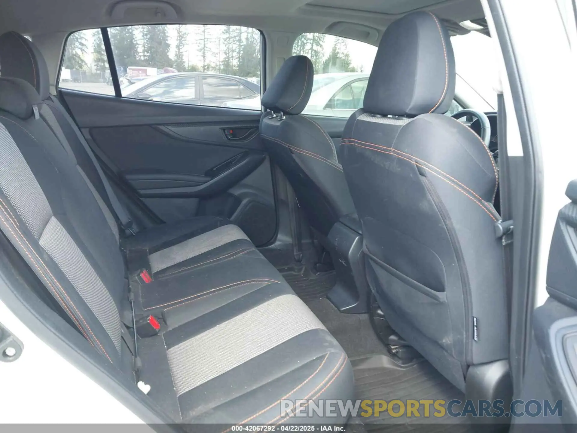 8 Фотография поврежденного автомобиля JF2GTADC8KH317207 SUBARU CROSSTREK 2019