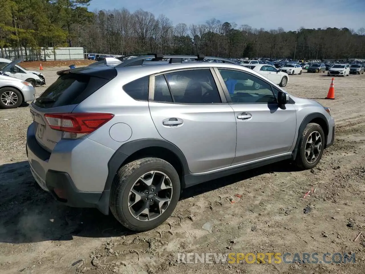 3 Фотография поврежденного автомобиля JF2GTAEC4K8331460 SUBARU CROSSTREK 2019