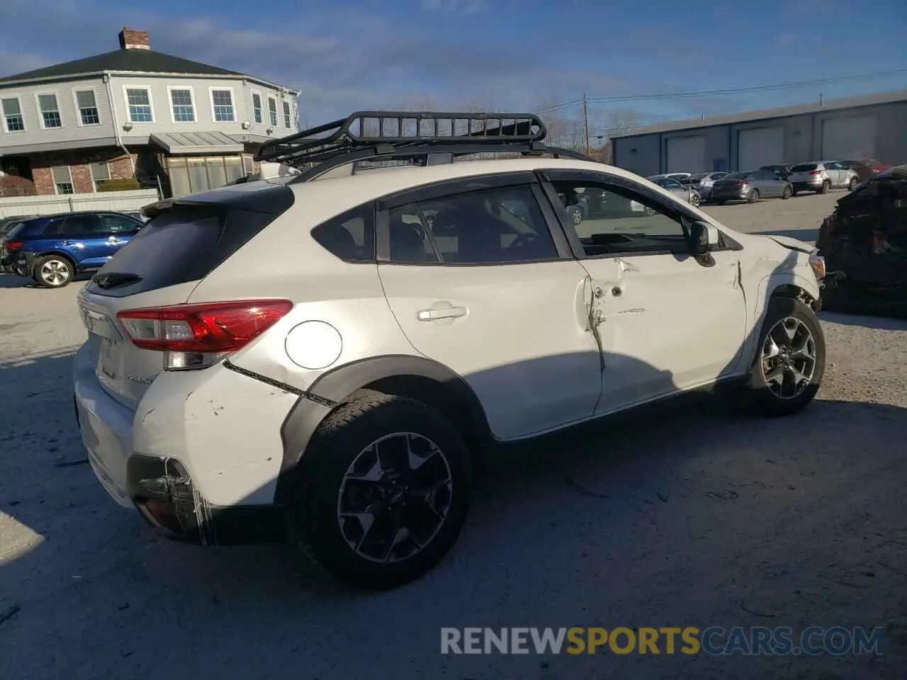 3 Фотография поврежденного автомобиля JF2GTAEC5K8392638 SUBARU CROSSTREK 2019
