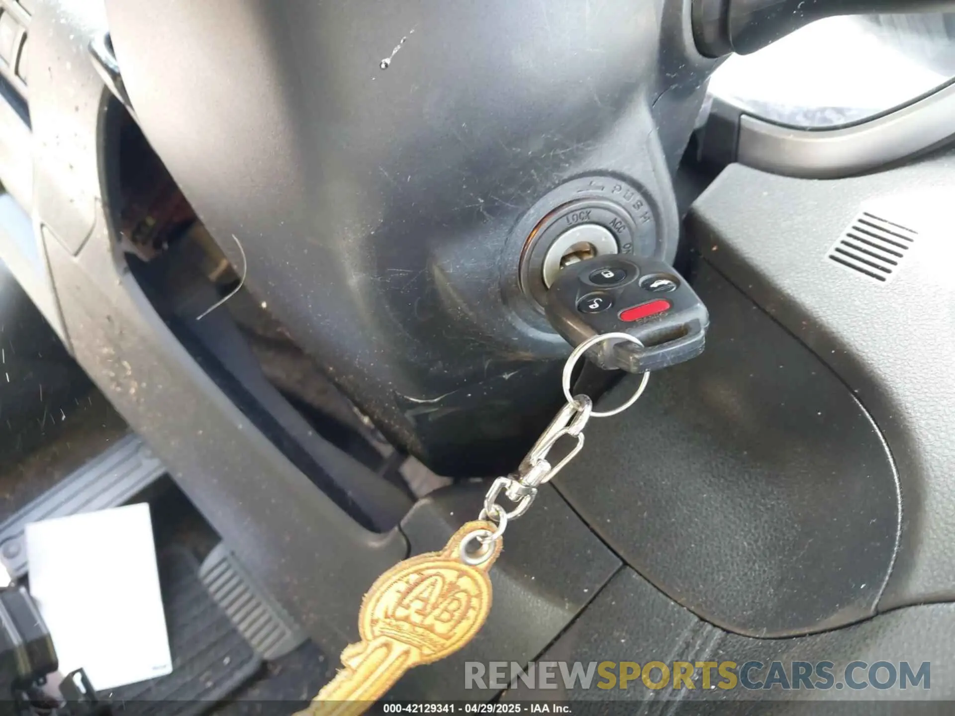 11 Photograph of a damaged car JF2GTAEC6KH329919 SUBARU CROSSTREK 2019