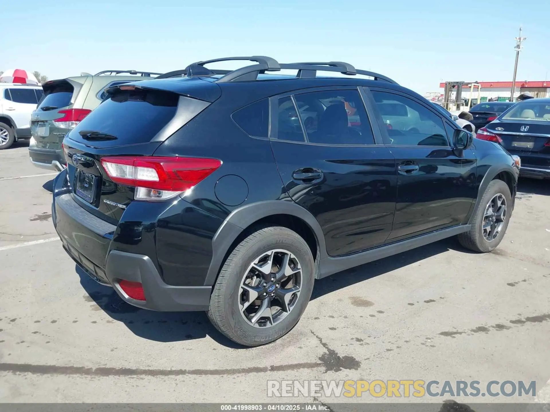 4 Фотография поврежденного автомобиля JF2GTAEC8KH251546 SUBARU CROSSTREK 2019