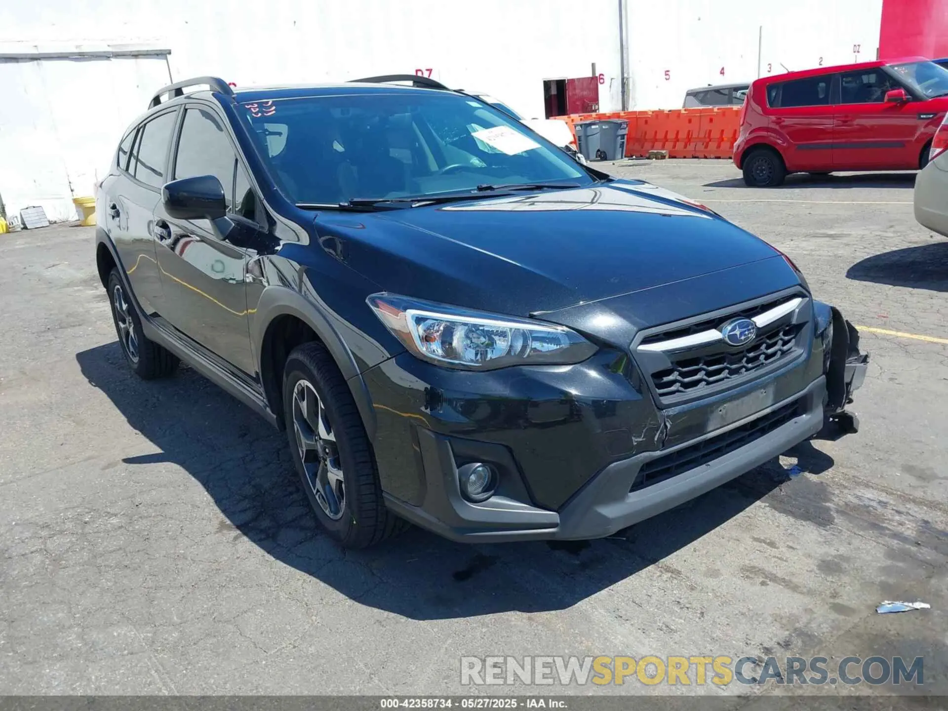 1 Photograph of a damaged car JF2GTAEC9K8289738 SUBARU CROSSTREK 2019