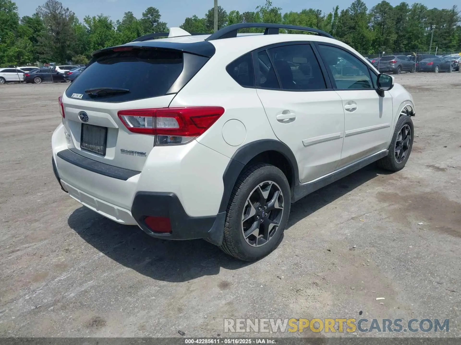 4 Фотография поврежденного автомобиля JF2GTAECXK8387192 SUBARU CROSSTREK 2019