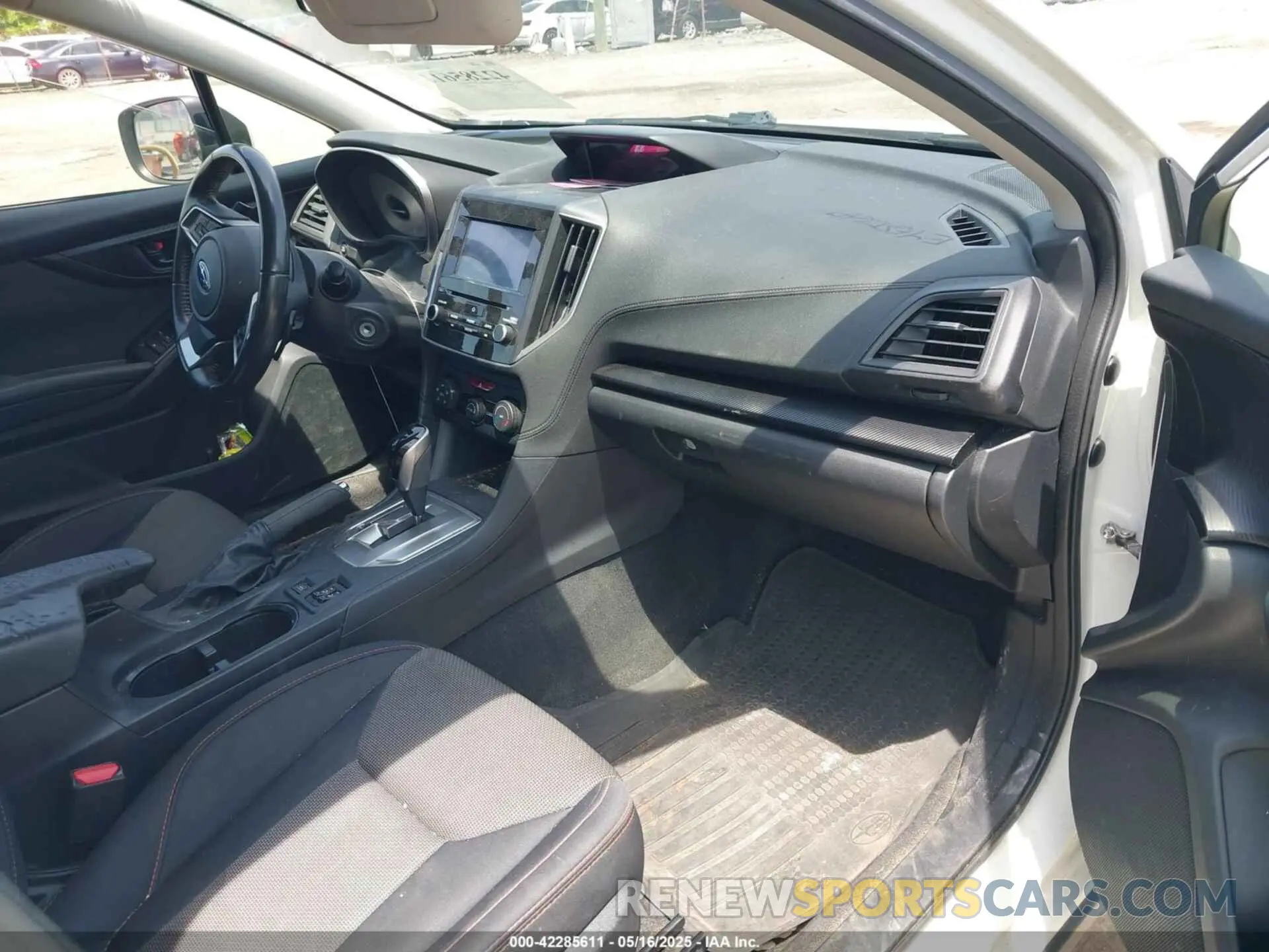 5 Фотография поврежденного автомобиля JF2GTAECXK8387192 SUBARU CROSSTREK 2019