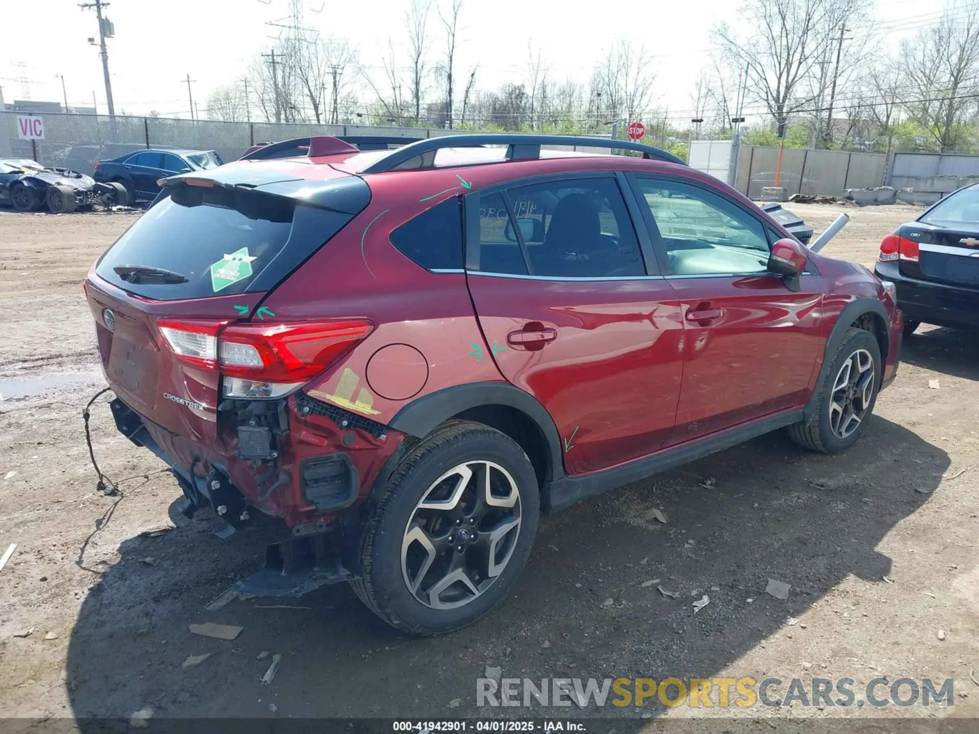 4 Photograph of a damaged car JF2GTAMC1K8313094 SUBARU CROSSTREK 2019