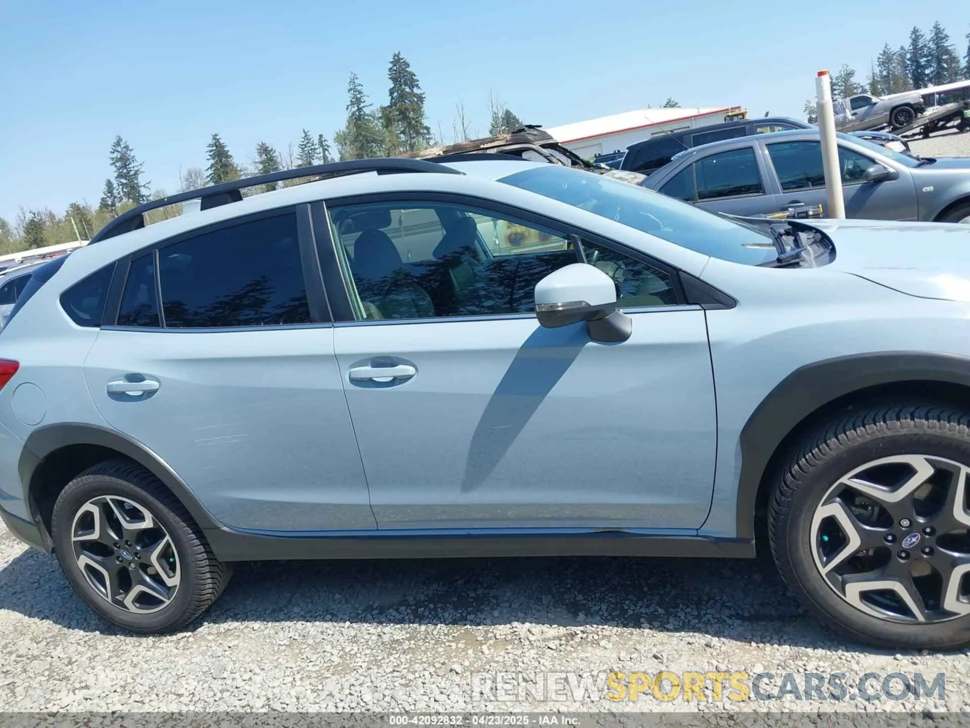 14 Фотография поврежденного автомобиля JF2GTAMC1KH228434 SUBARU CROSSTREK 2019