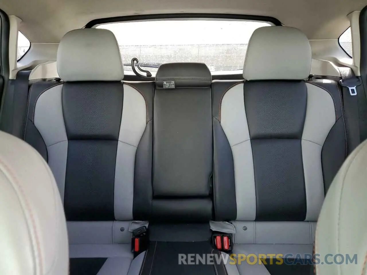 10 Photograph of a damaged car JF2GTAMC3K8365505 SUBARU CROSSTREK 2019