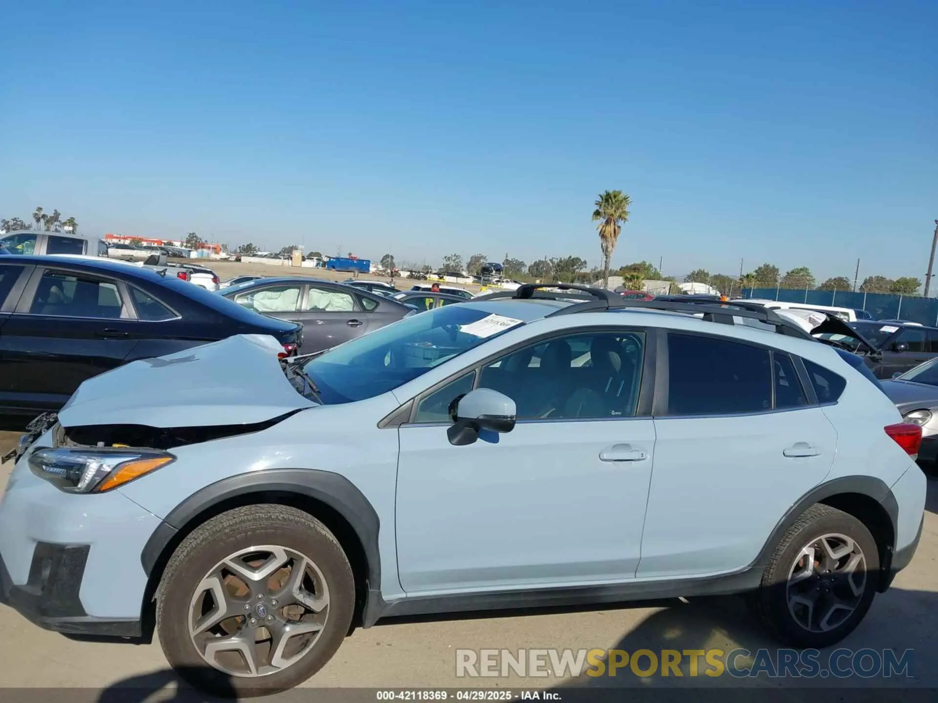14 Фотография поврежденного автомобиля JF2GTAMC4KH345778 SUBARU CROSSTREK 2019