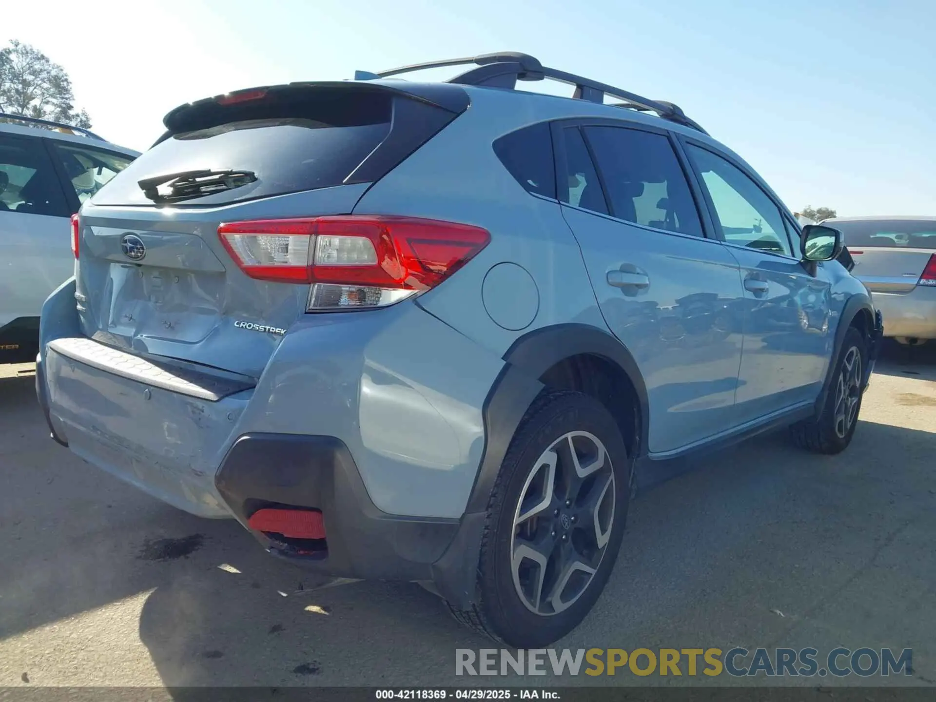4 Фотография поврежденного автомобиля JF2GTAMC4KH345778 SUBARU CROSSTREK 2019