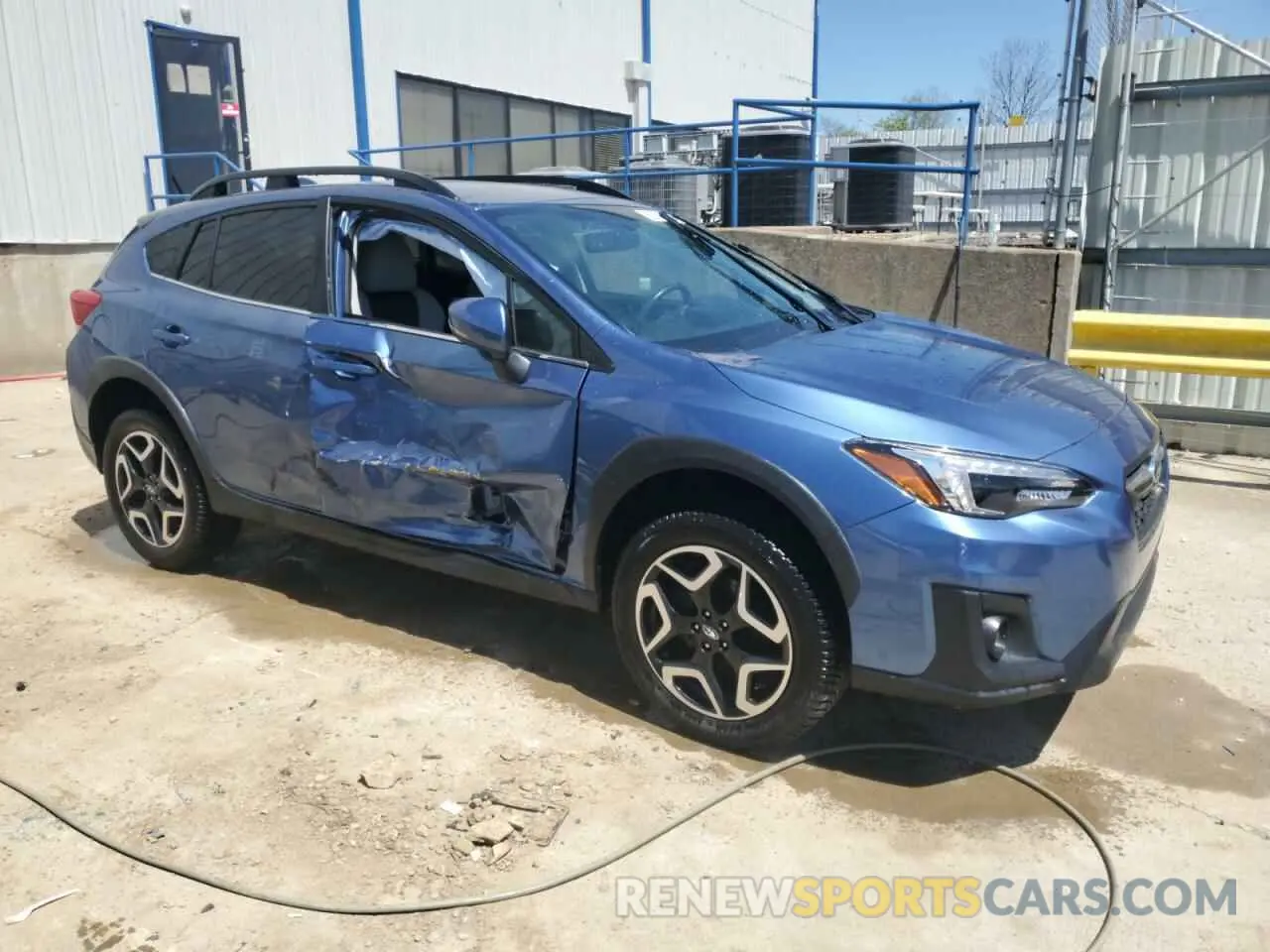 4 Фотография поврежденного автомобиля JF2GTAMC9K8347445 SUBARU CROSSTREK 2019