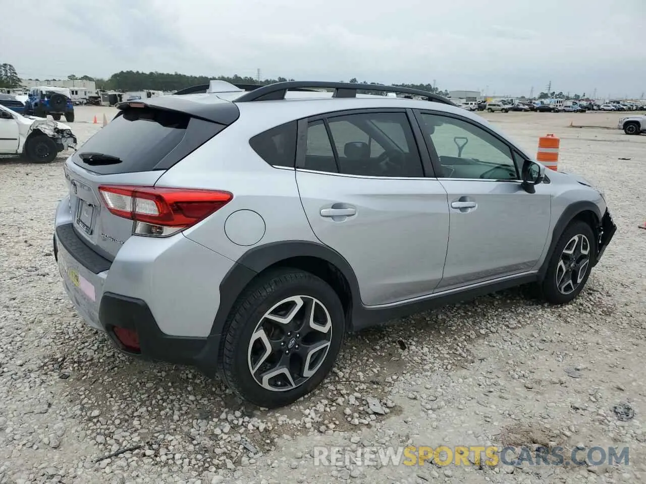 3 Фотография поврежденного автомобиля JF2GTANC0KH232893 SUBARU CROSSTREK 2019
