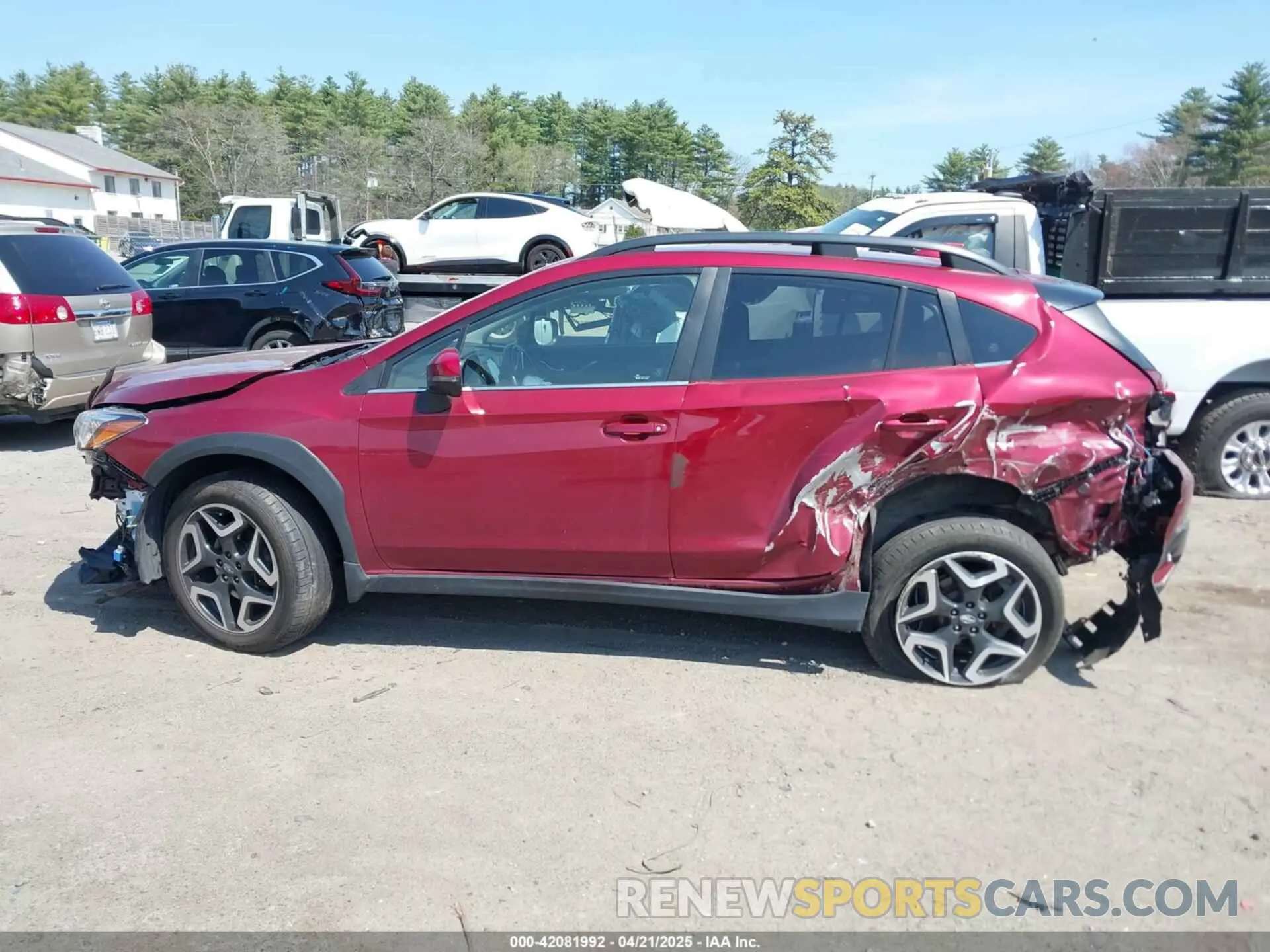 14 Фотография поврежденного автомобиля JF2GTANC4K8276475 SUBARU CROSSTREK 2019