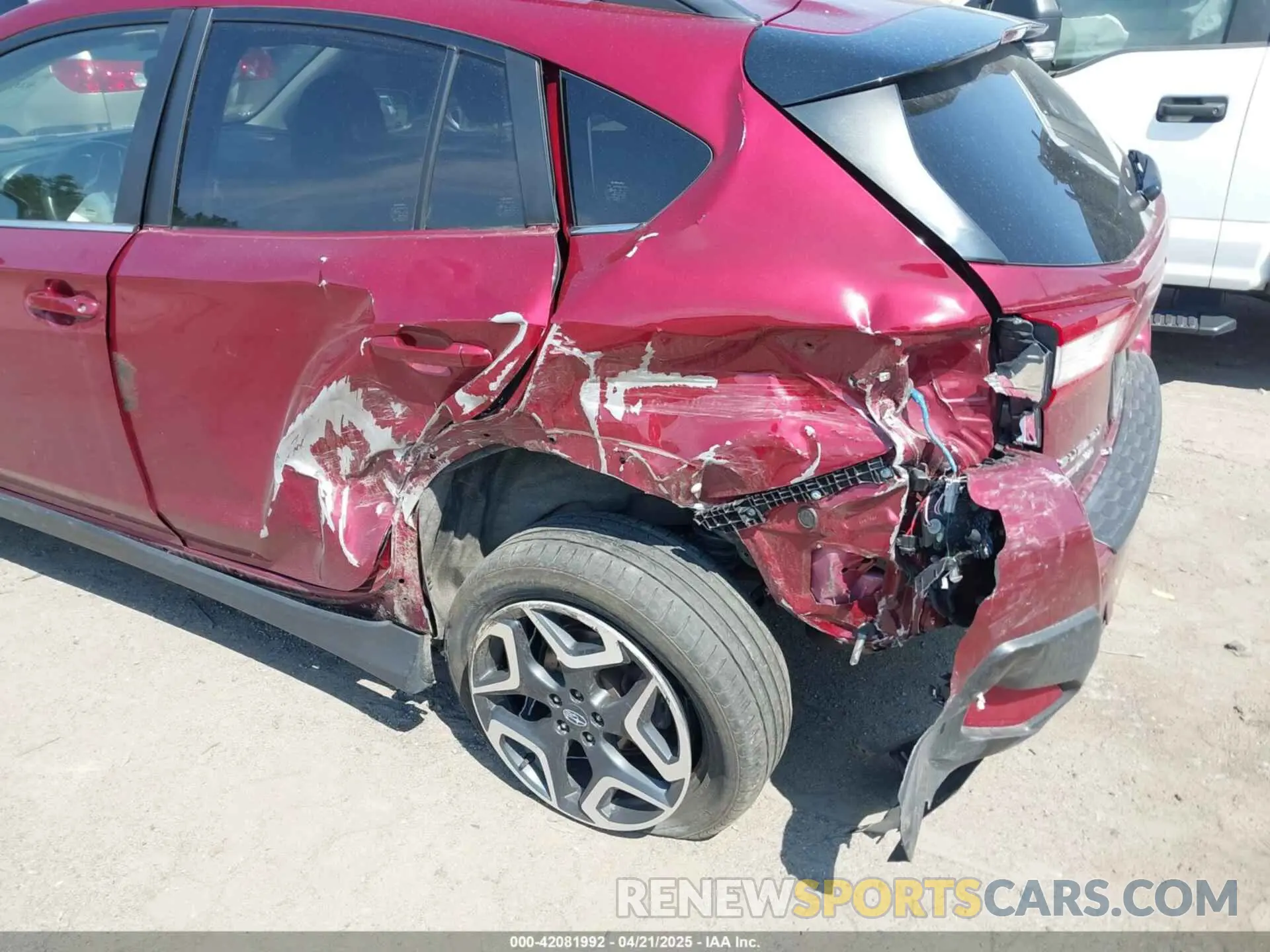 6 Фотография поврежденного автомобиля JF2GTANC4K8276475 SUBARU CROSSTREK 2019