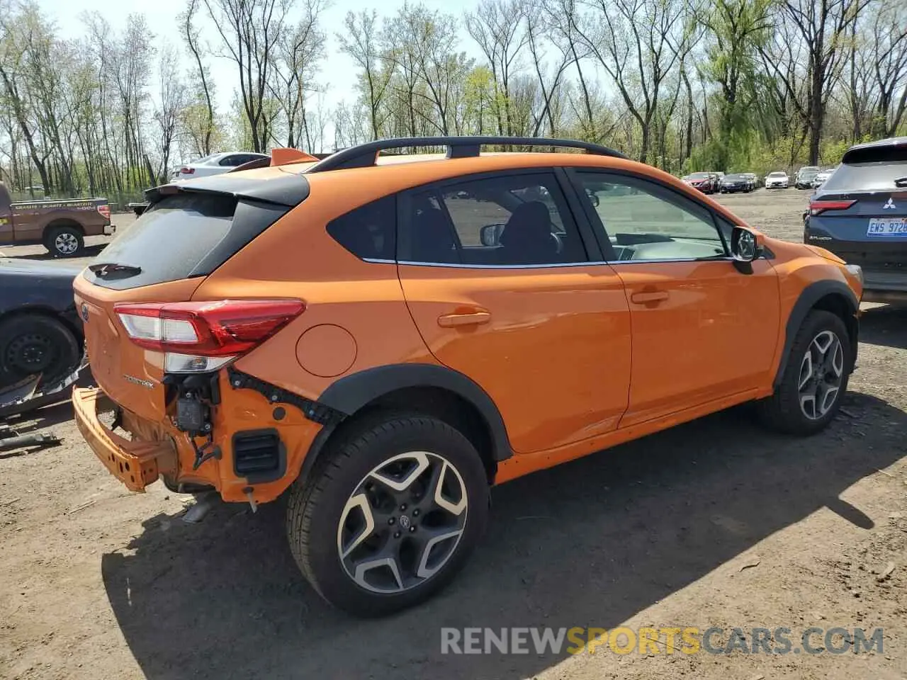 3 Фотография поврежденного автомобиля JF2GTANC7K8246838 SUBARU CROSSTREK 2019