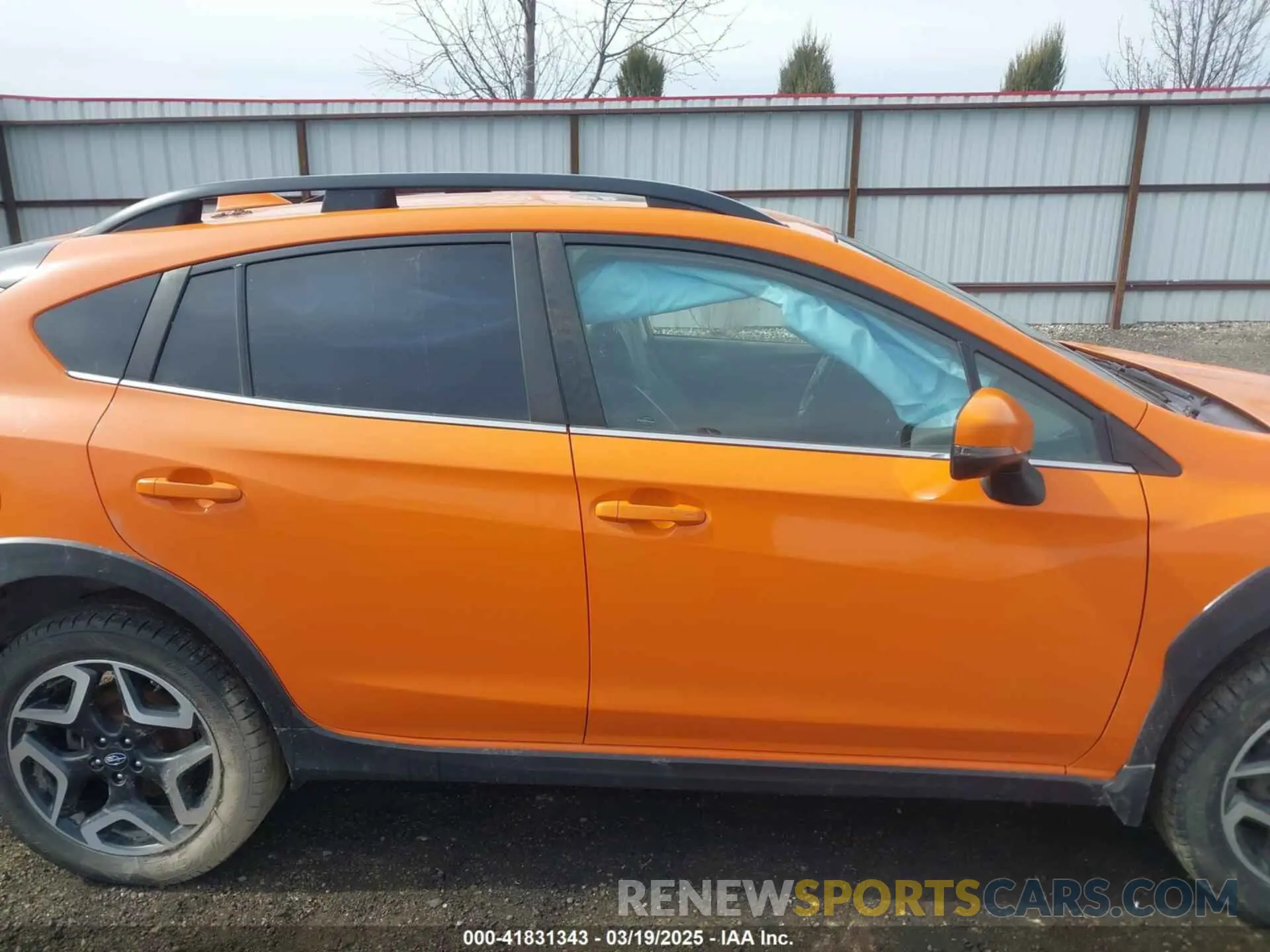 12 Фотография поврежденного автомобиля JF2GTANC8KH224444 SUBARU CROSSTREK 2019
