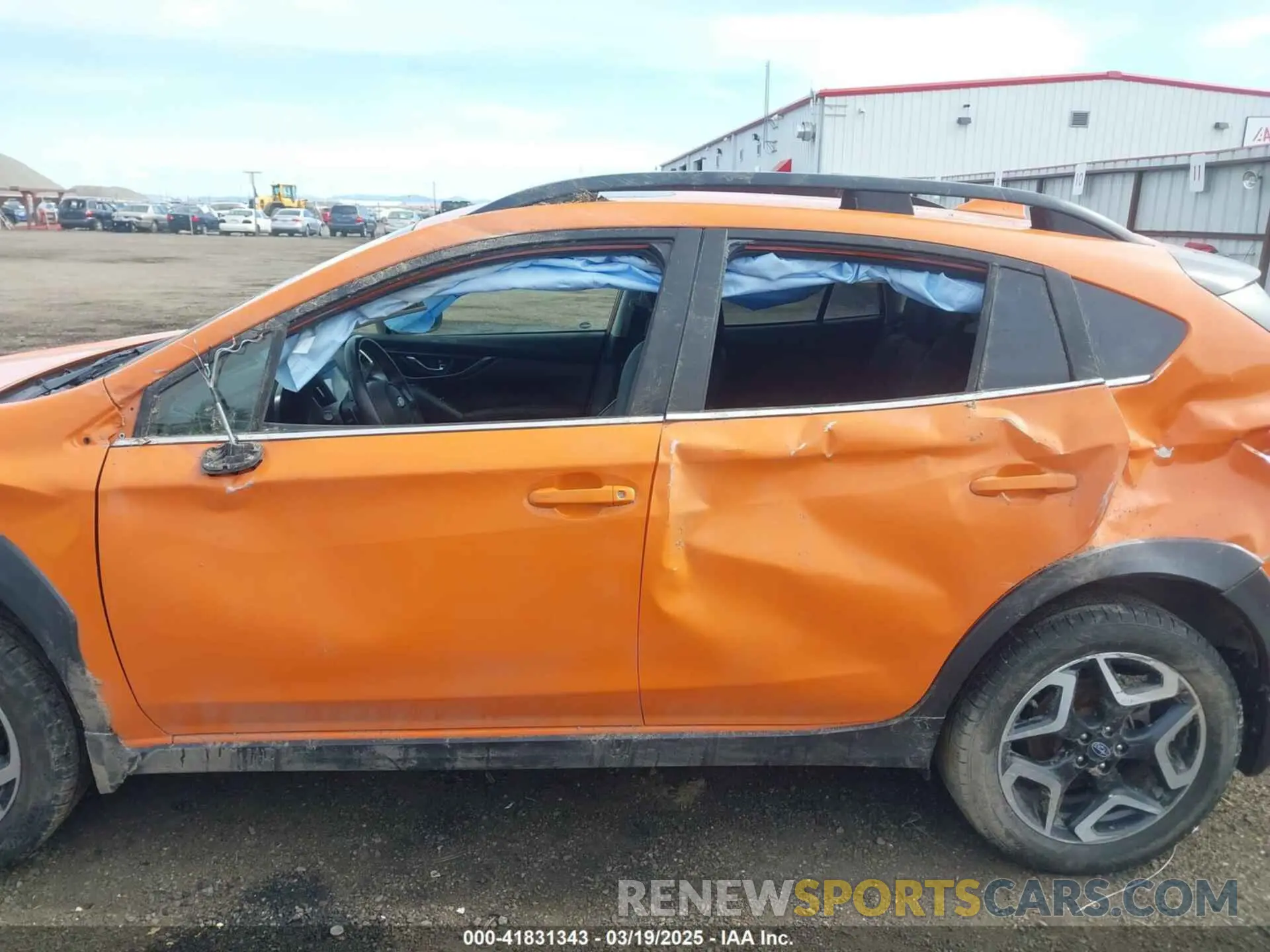 13 Фотография поврежденного автомобиля JF2GTANC8KH224444 SUBARU CROSSTREK 2019